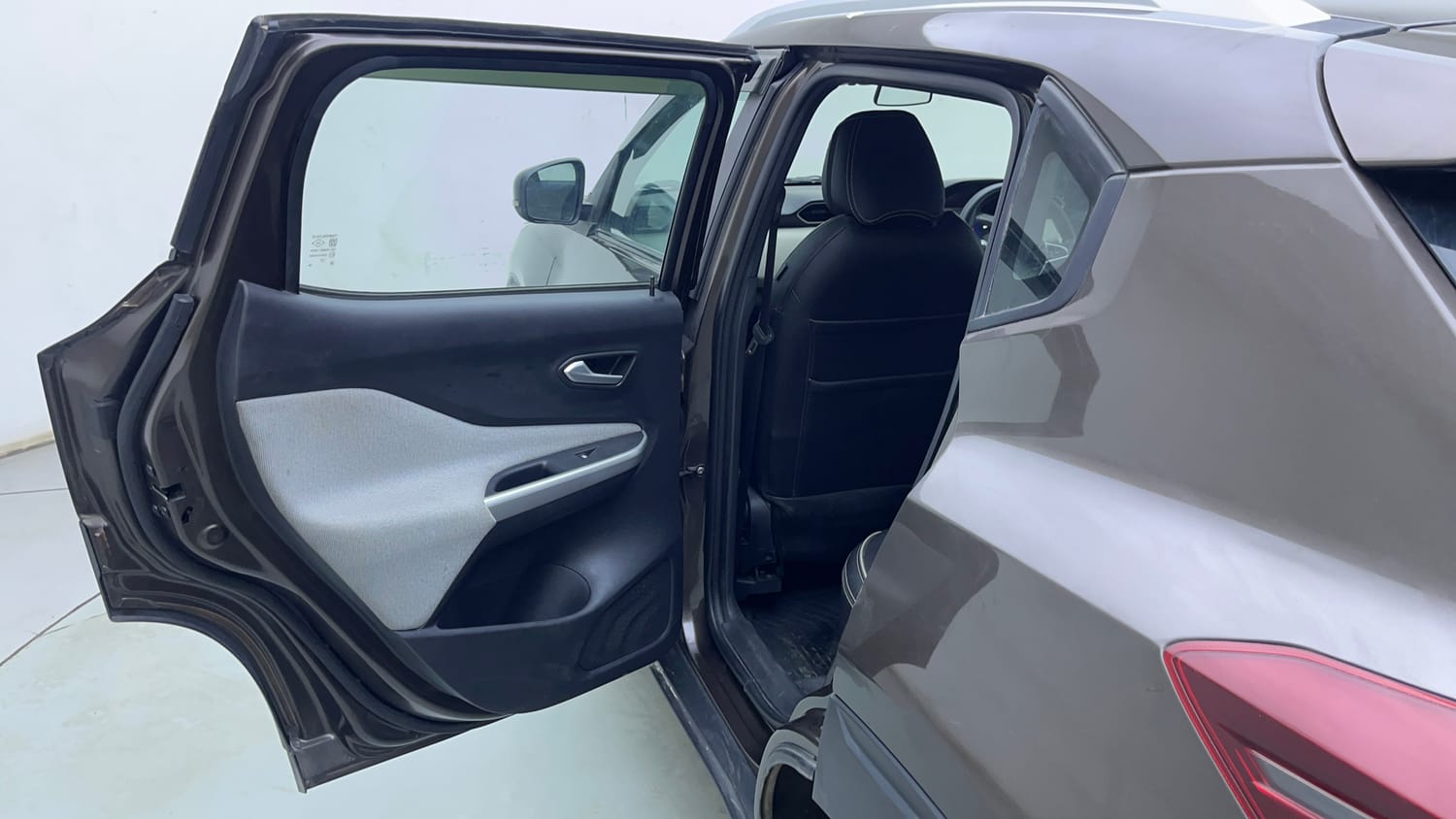 Used 2023 Nissan Magnite XV Petrol Manual interior LEFT REAR DOOR OPEN VIEW