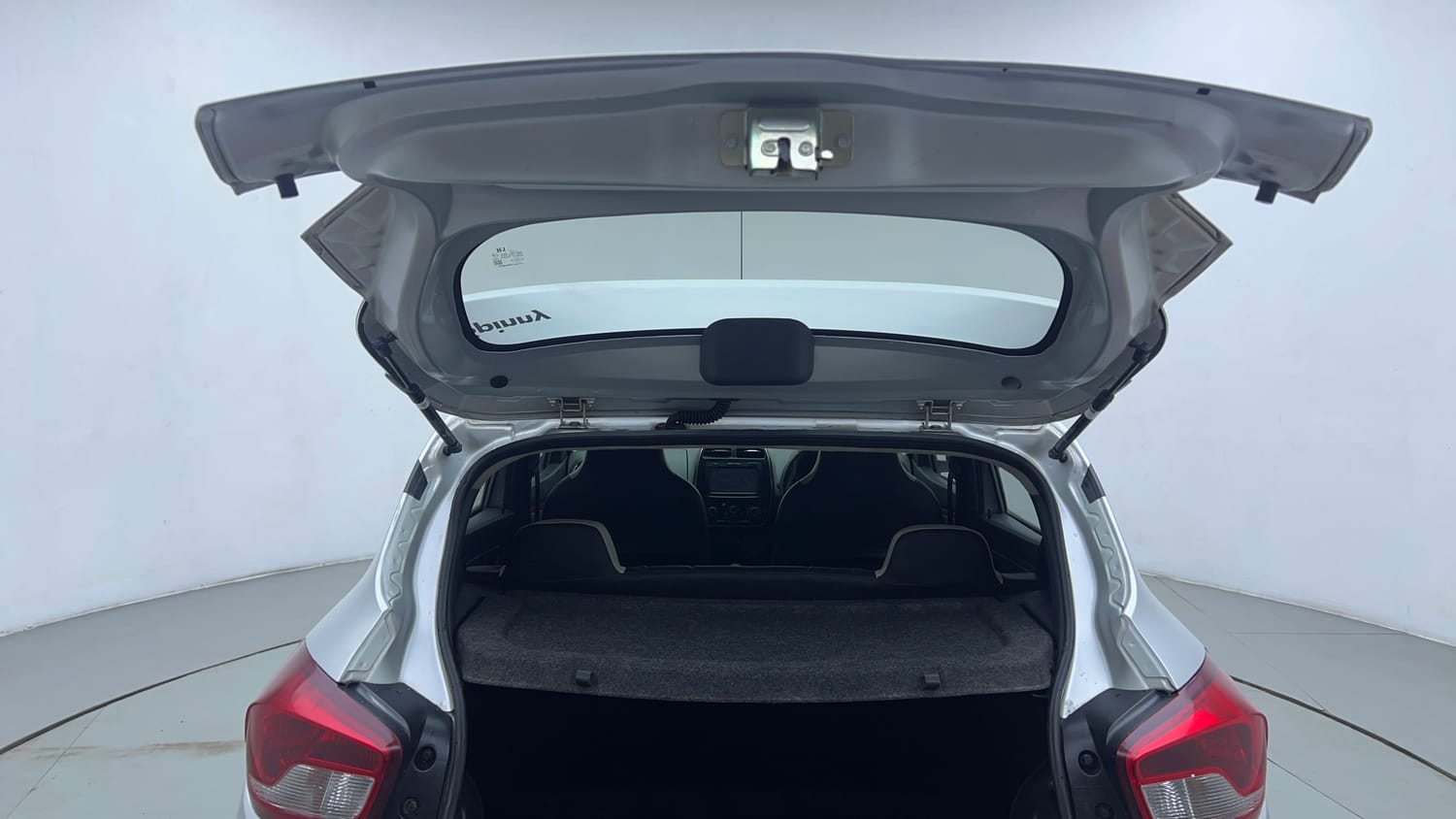 Used 2017 Renault Kwid RXT Petrol Manual interior DICKY DOOR OPEN VIEW