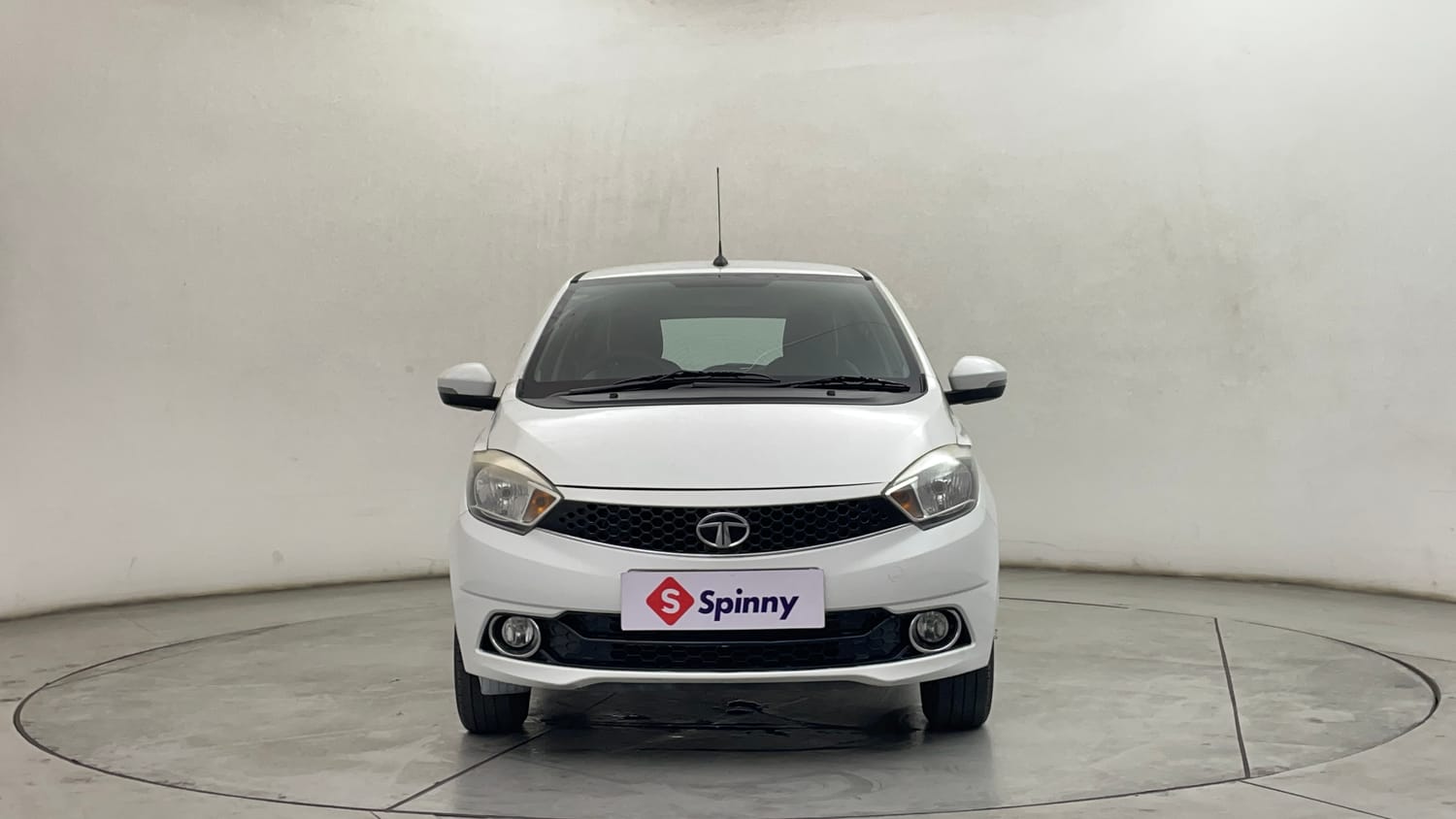 Used 2019 Tata Tiago Revotron XZ Petrol Manual exterior FRONT VIEW
