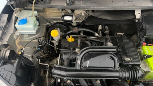 Used 2018 Renault Kwid 1.0 RXT AMT Opt Petrol Automatic engine ENGINE RIGHT SIDE VIEW