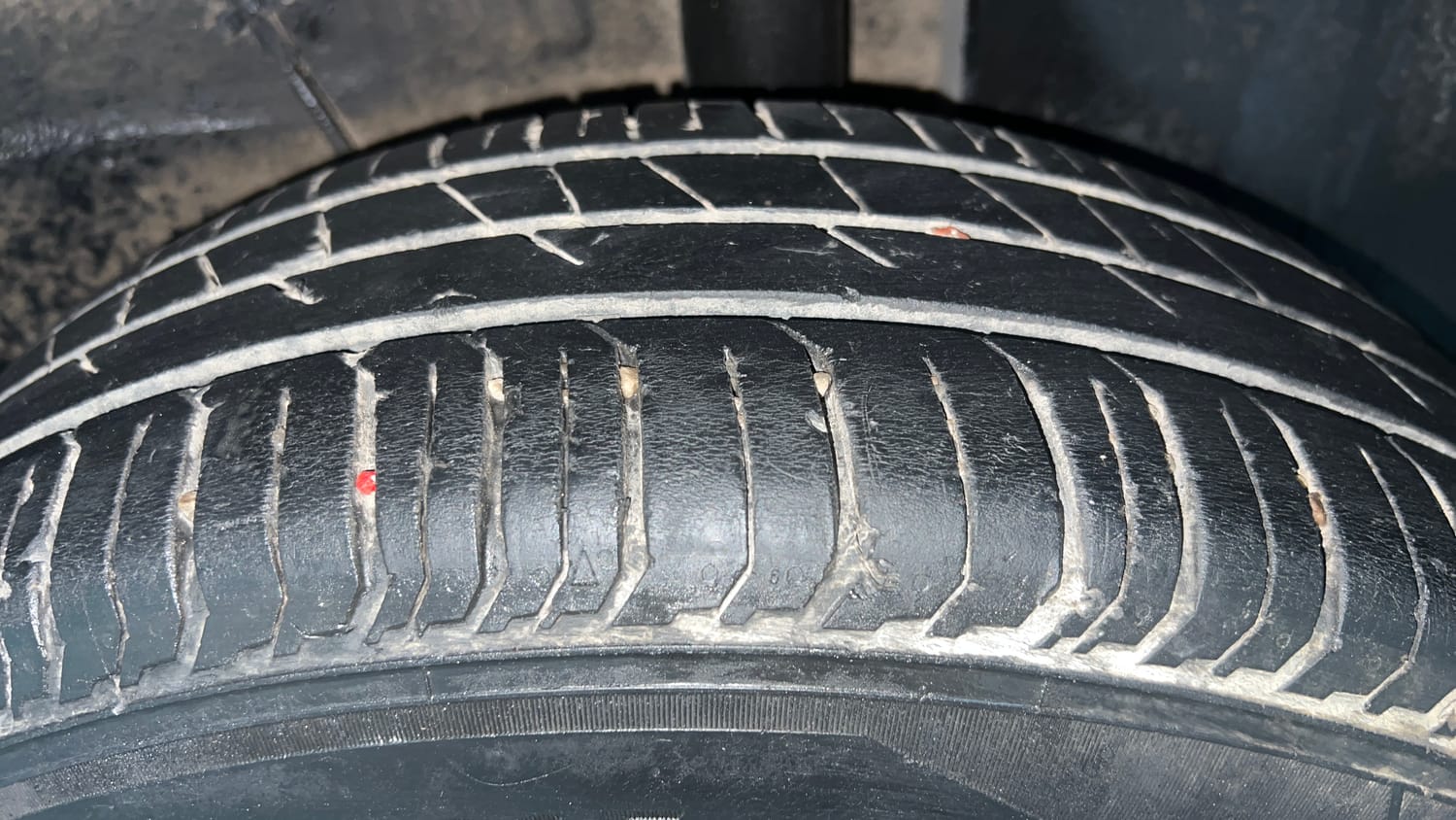 Used 2022 Tata Punch Pure MT Petrol Manual tyres LEFT REAR TYRE TREAD VIEW