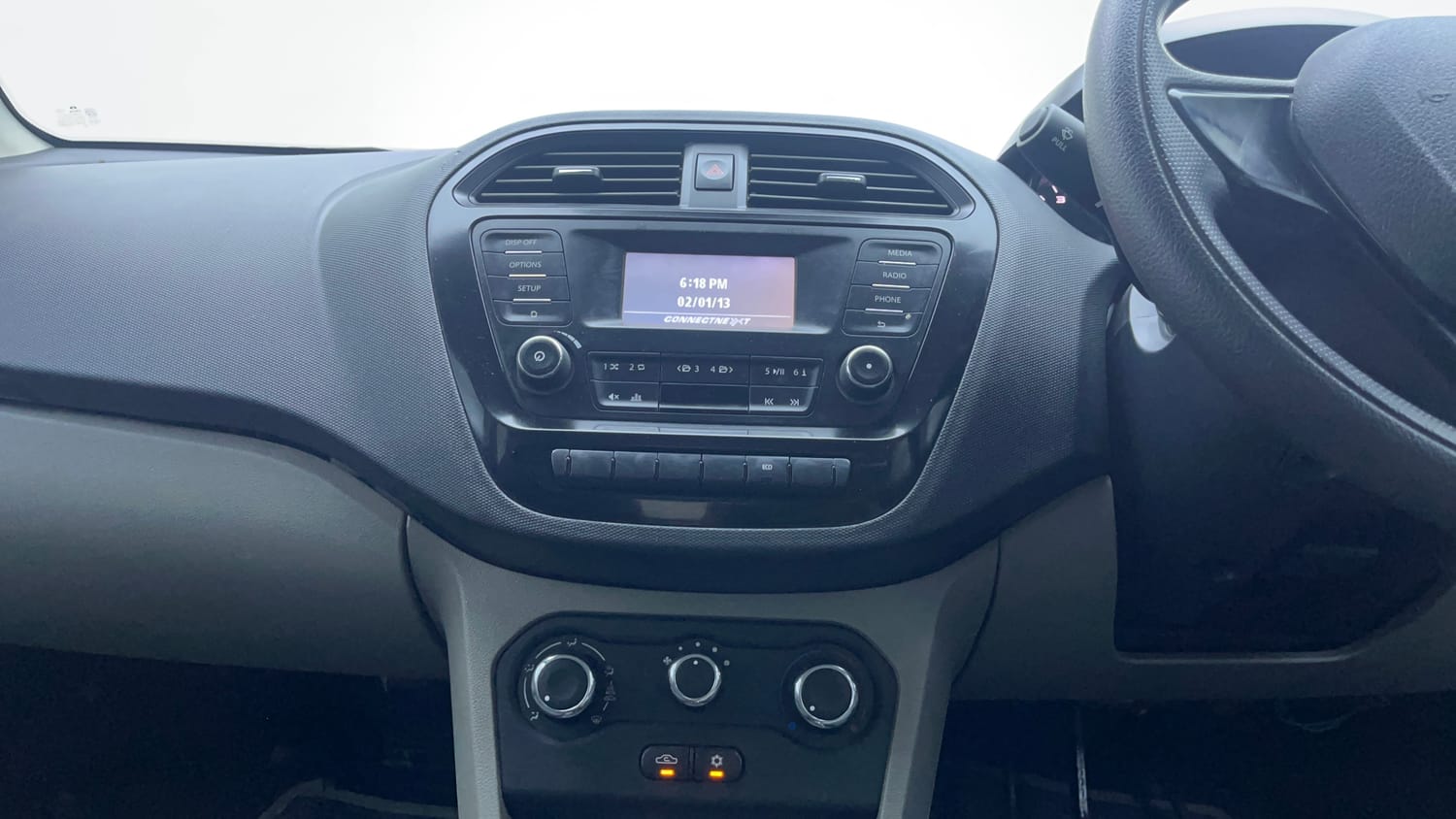 Used 2018 Tata Tiago Revotron XT Petrol Manual interior MUSIC SYSTEM & AC CONTROL VIEW
