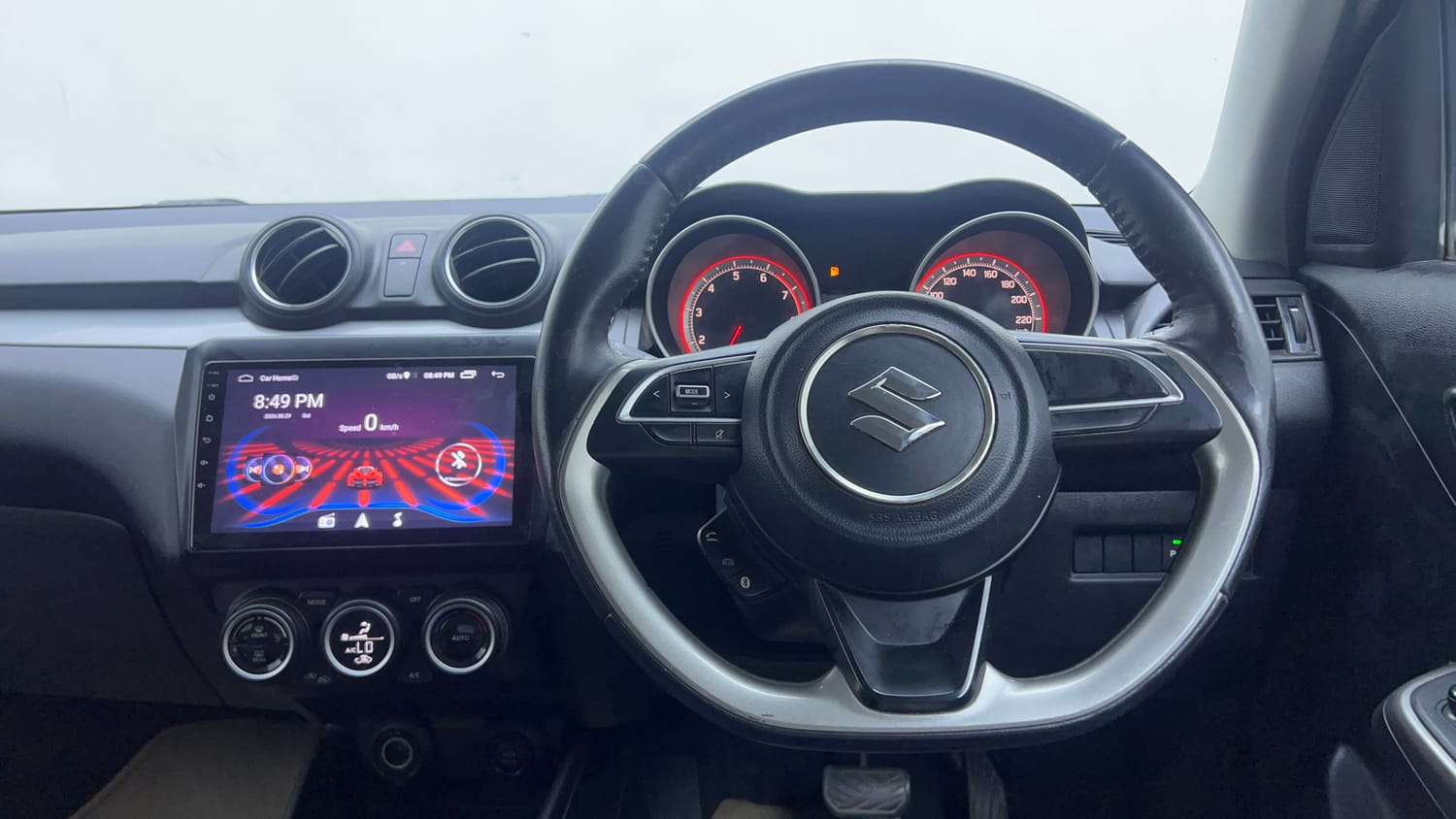 Used 2018 Maruti Suzuki Swift ZXi AMT Petrol Automatic interior STEERING VIEW