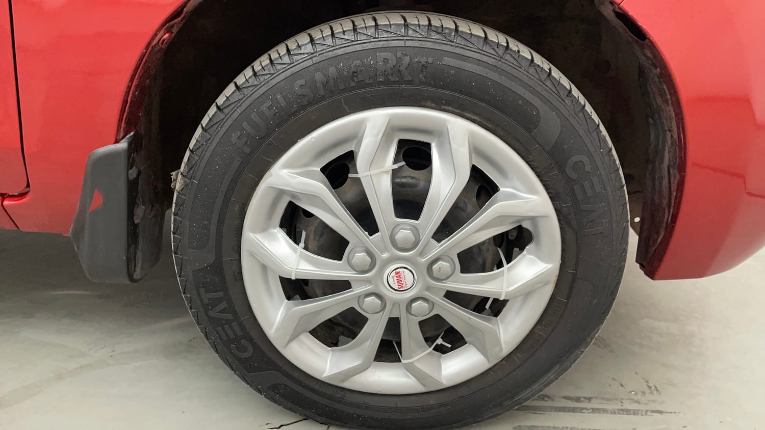 Used 2019 Maruti Suzuki Alto 800 VXi Petrol Manual tyres RIGHT FRONT TYRE RIM VIEW
