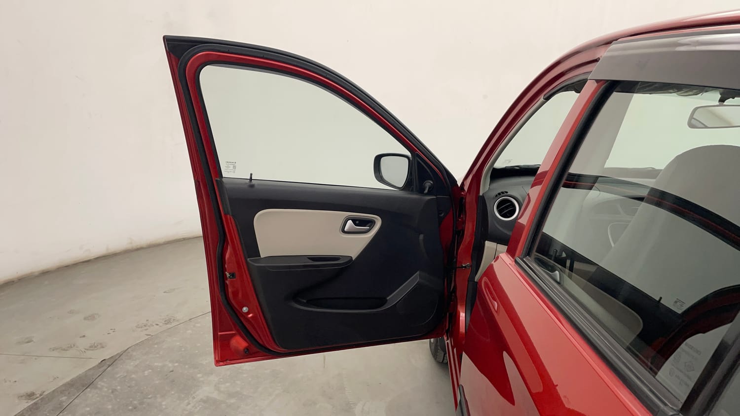 Used 2019 Maruti Suzuki Alto 800 VXi Petrol Manual interior LEFT FRONT DOOR OPEN VIEW