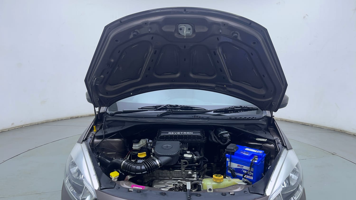 Used 2018 Tata Tiago Revotron XT Petrol Manual engine ENGINE & BONNET OPEN FRONT VIEW