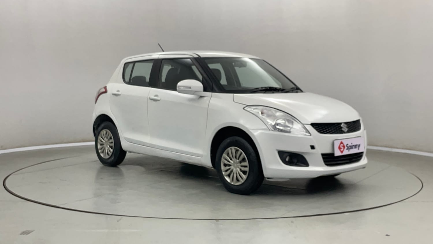 Used 2013 Maruti Suzuki Swift VXi Petrol Manual exterior RIGHT FRONT CORNER VIEW