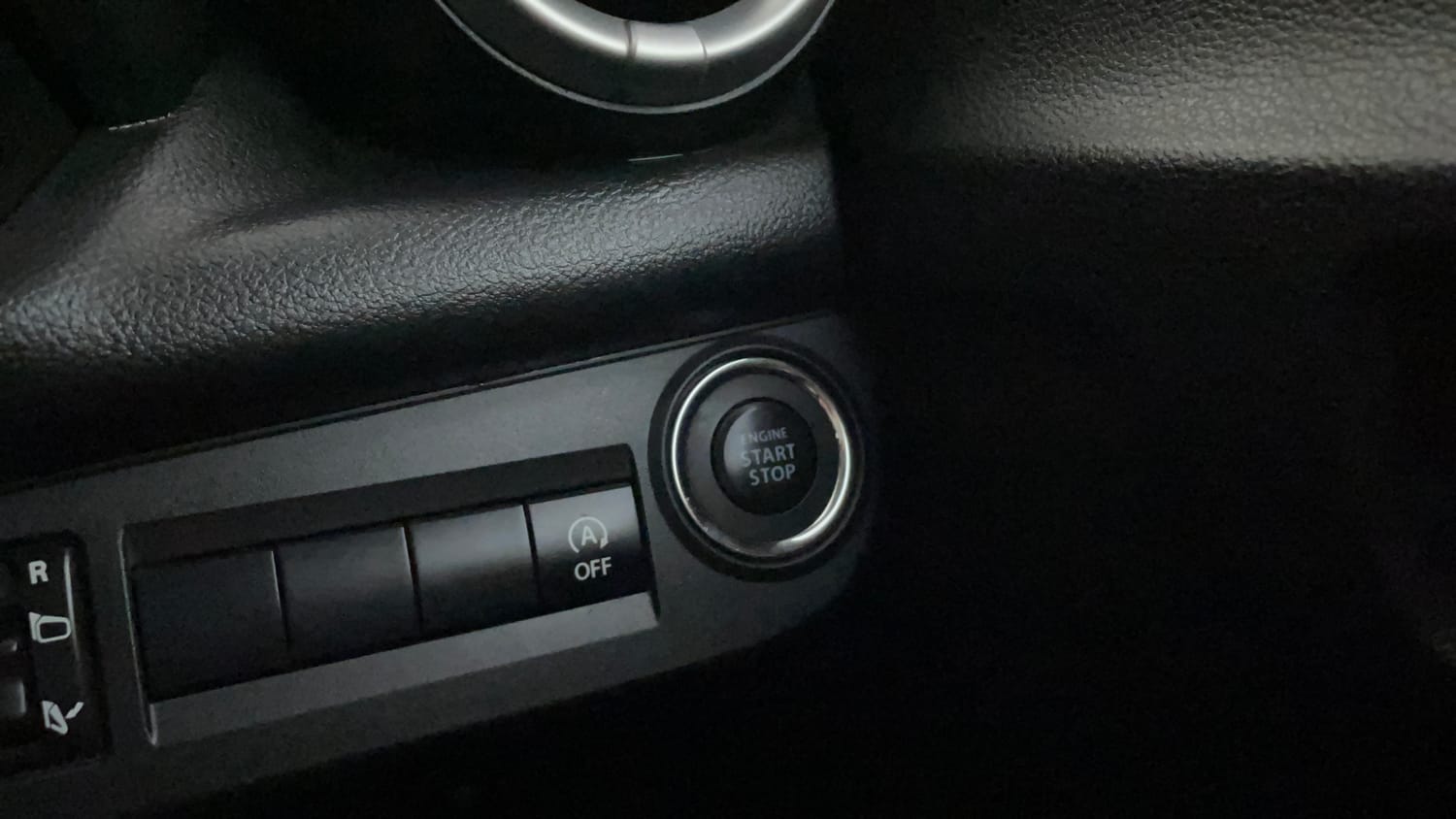 Used 2023 Maruti Suzuki Celerio ZXi Plus AMT Petrol Automatic top_features Keyless start