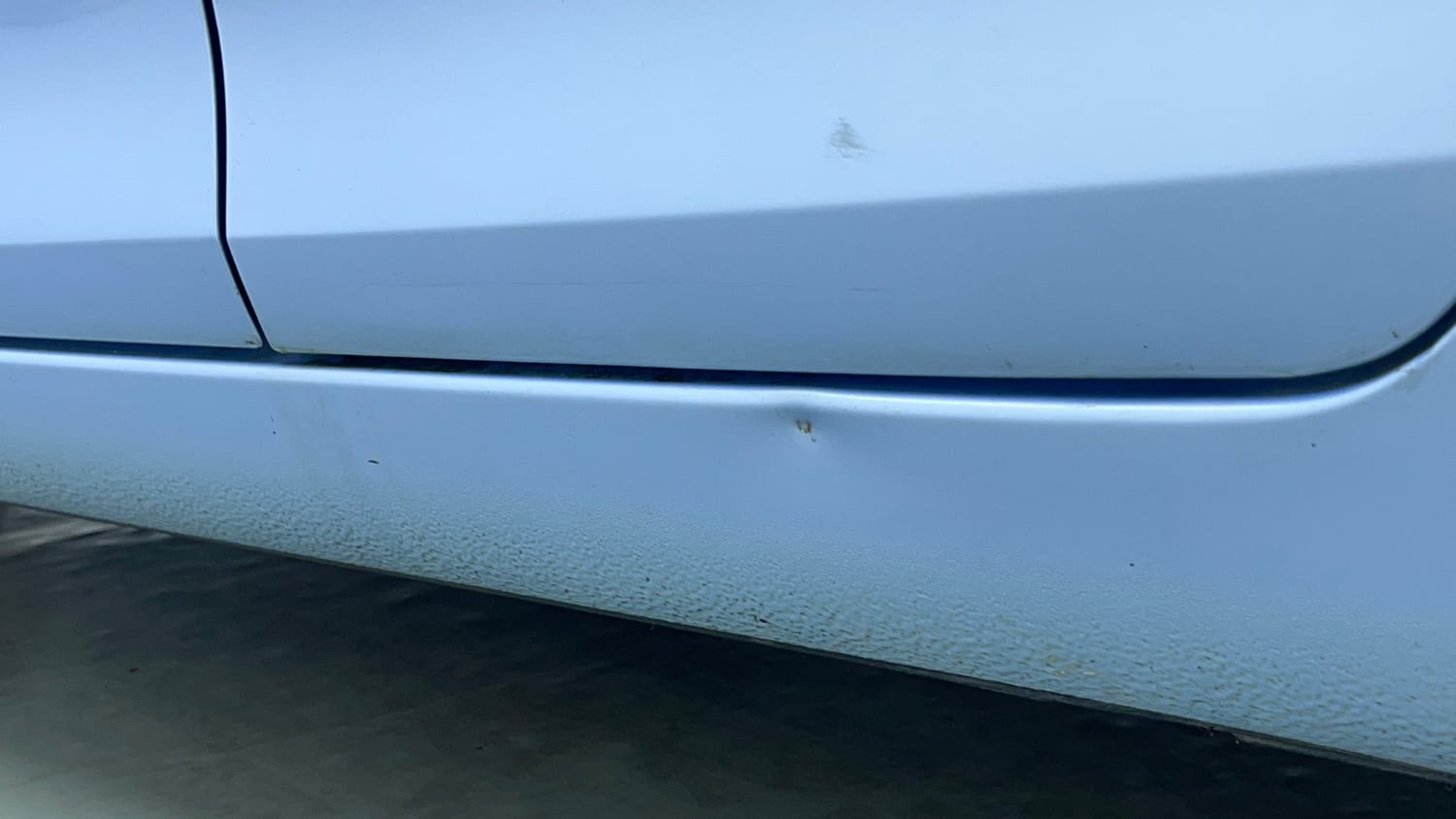 Used 2015 Maruti Suzuki Swift Dzire VXI Petrol Manual dents MINOR DENT