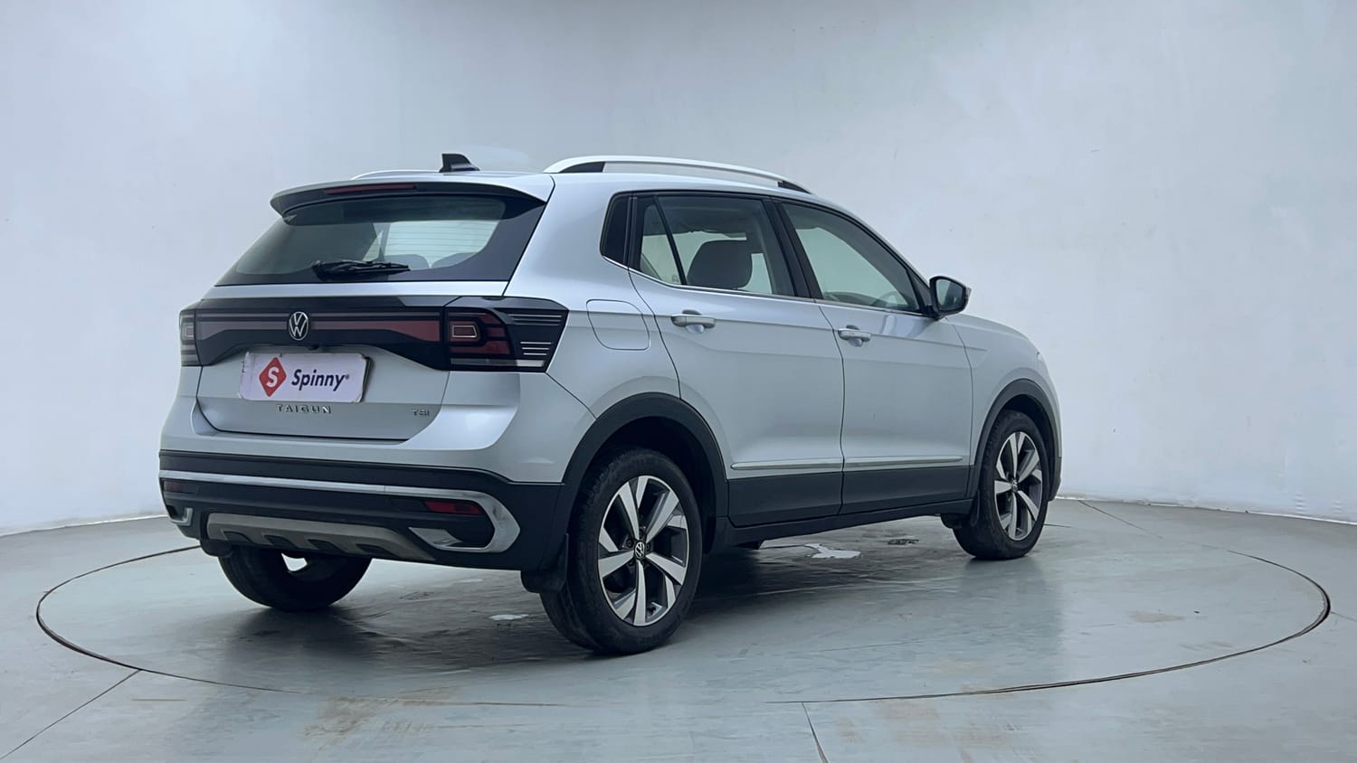 Used 2022 Volkswagen Taigun Topline 1.0 TSI MT Petrol Manual exterior RIGHT REAR CORNER VIEW