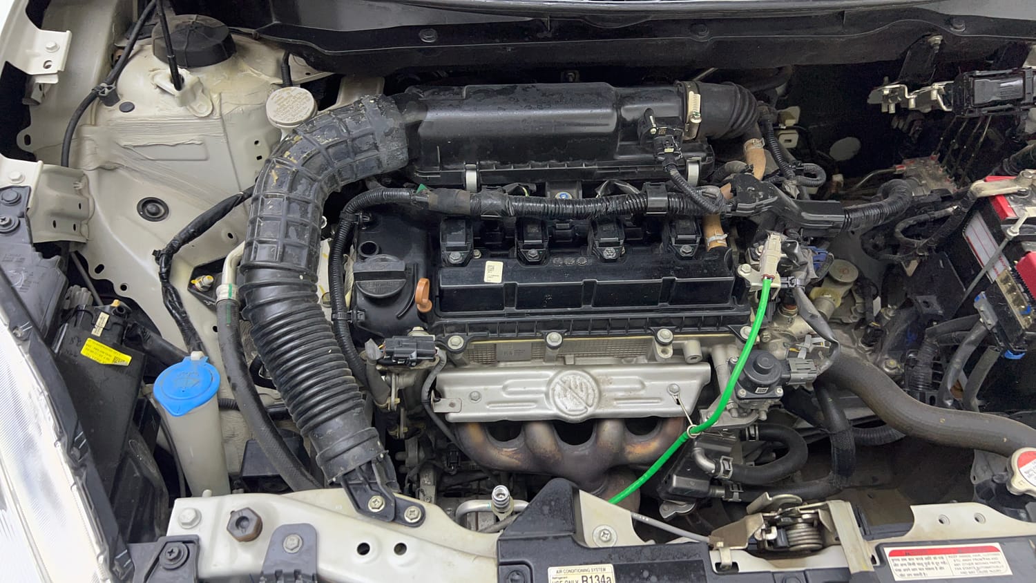 Used 2023 Maruti Suzuki Swift VXi Petrol Manual engine ENGINE RIGHT SIDE VIEW