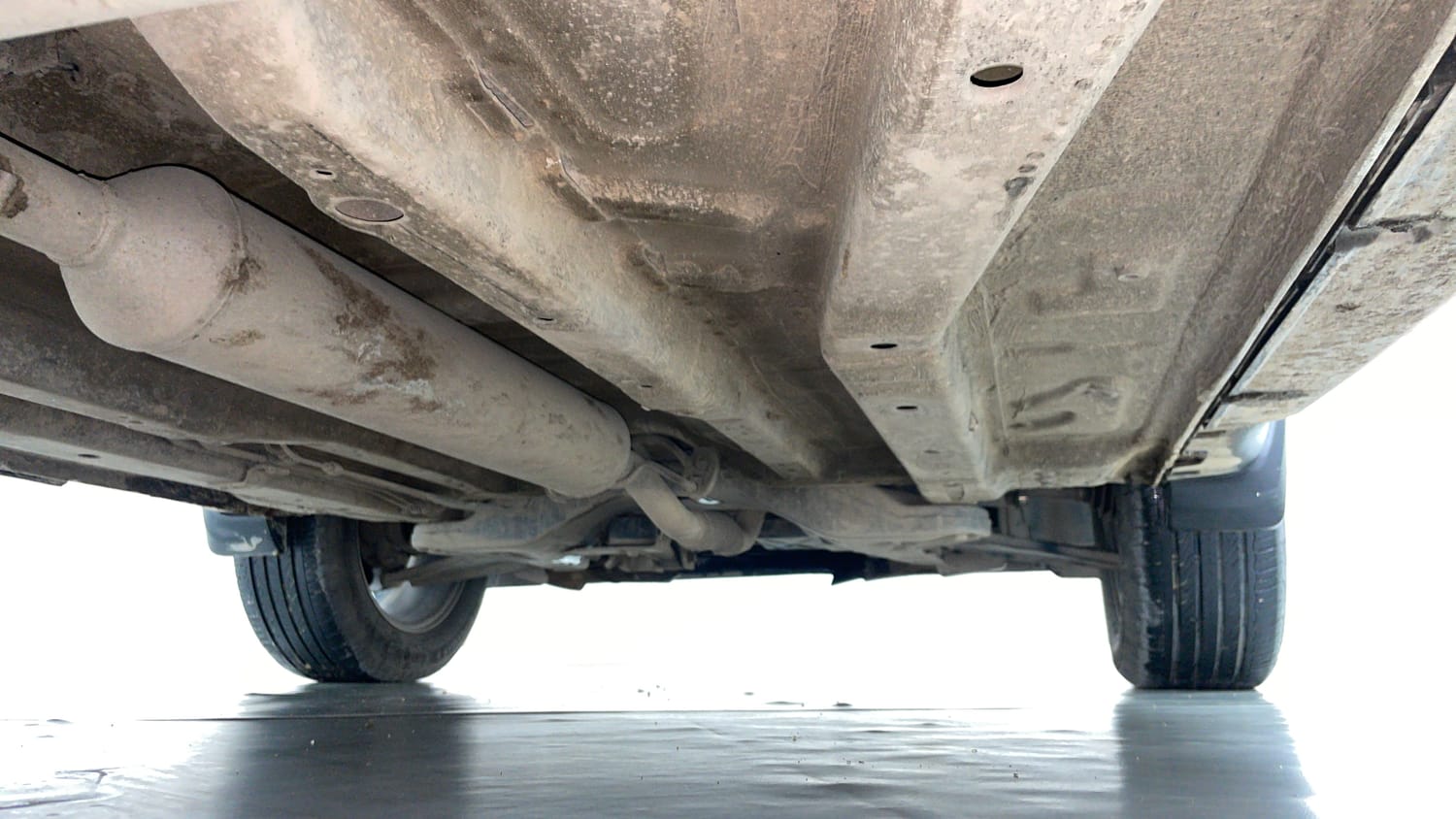 Used 2018 Tata Nexon XZ Plus Diesel Diesel Manual extra REAR RIGHT UNDERBODY VIEW