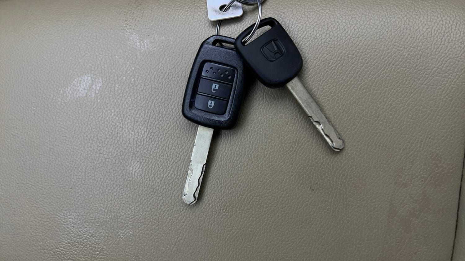 Used 2017 Honda Jazz S Petrol Petrol Manual extra CAR KEY VIEW