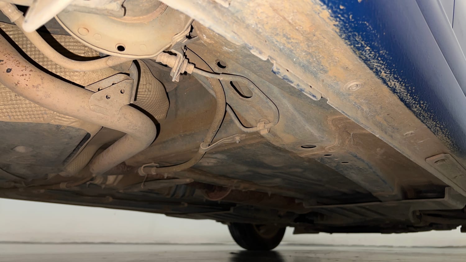 Used 2025 Maruti Suzuki Swift ZXi Plus Dual Tone AMT Petrol Automatic extra REAR RIGHT UNDERBODY VIEW