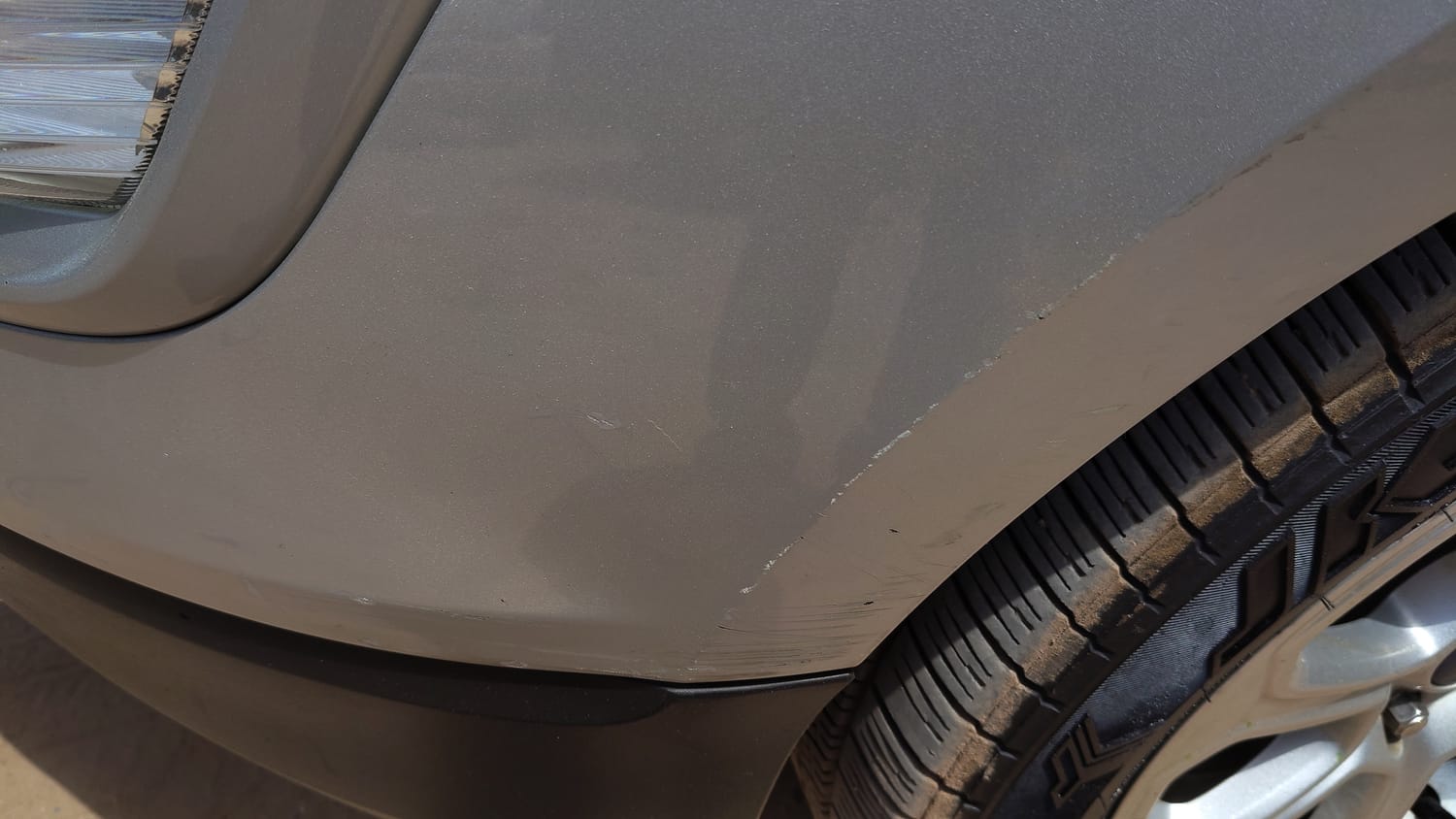 Used 2019 Ford EcoSport Titanium + 1.5L Ti-VCT AT Petrol Automatic dents MINOR SCRATCH