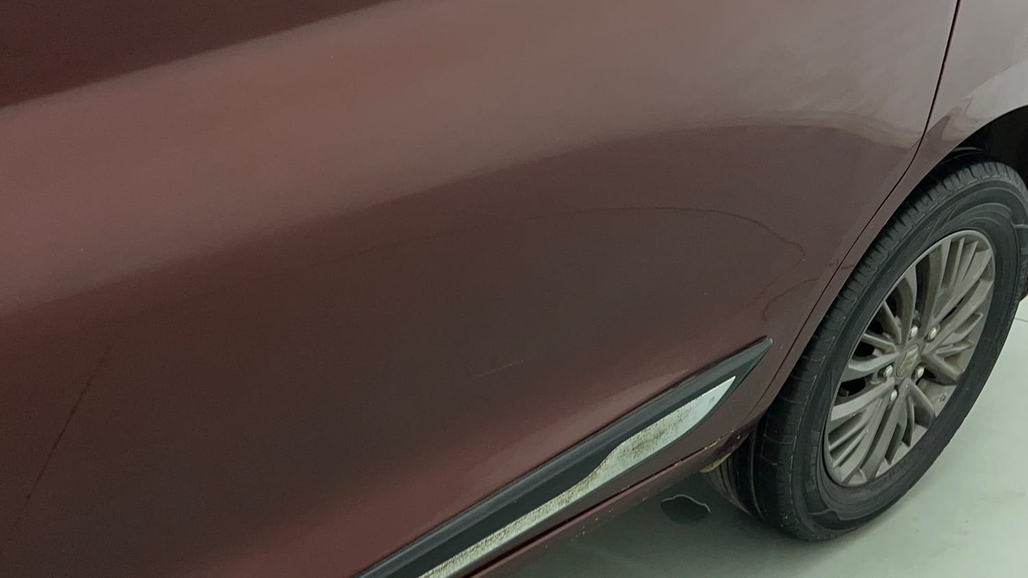 Used 2019 Maruti Suzuki New Ertiga ZXi Petrol Manual dents MINOR DENT