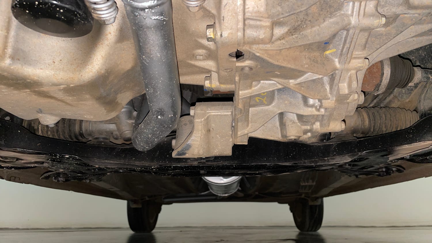 Used 2023 Maruti Suzuki Celerio ZXi Plus AMT Petrol Automatic extra FRONT LEFT UNDERBODY VIEW