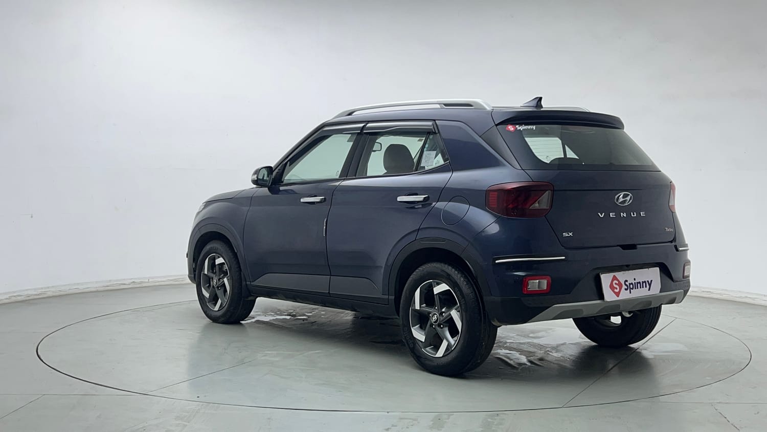 Used 2020 Hyundai Venue SX Plus 1.0 Turbo DCT Petrol Automatic exterior LEFT REAR CORNER VIEW