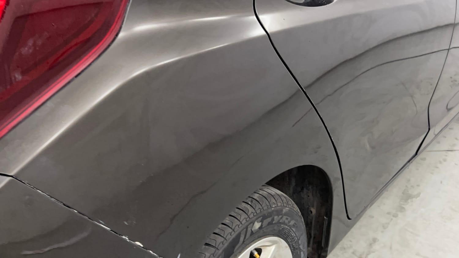 Used 2017 Honda Jazz V AT Petrol Petrol Automatic dents MINOR SCRATCH
