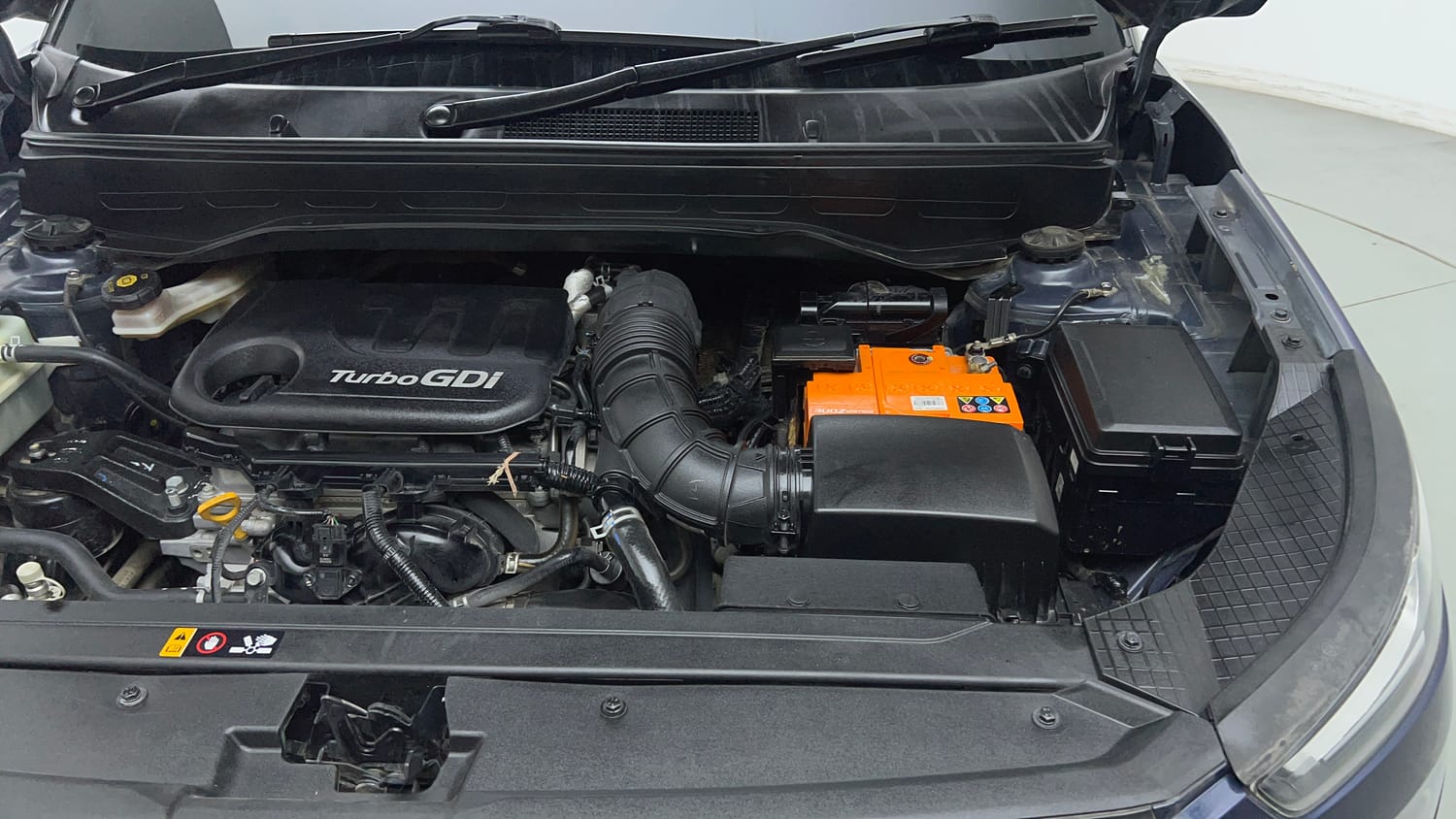 Used 2020 Hyundai Venue SX Plus 1.0 Turbo DCT Petrol Automatic engine ENGINE LEFT SIDE VIEW