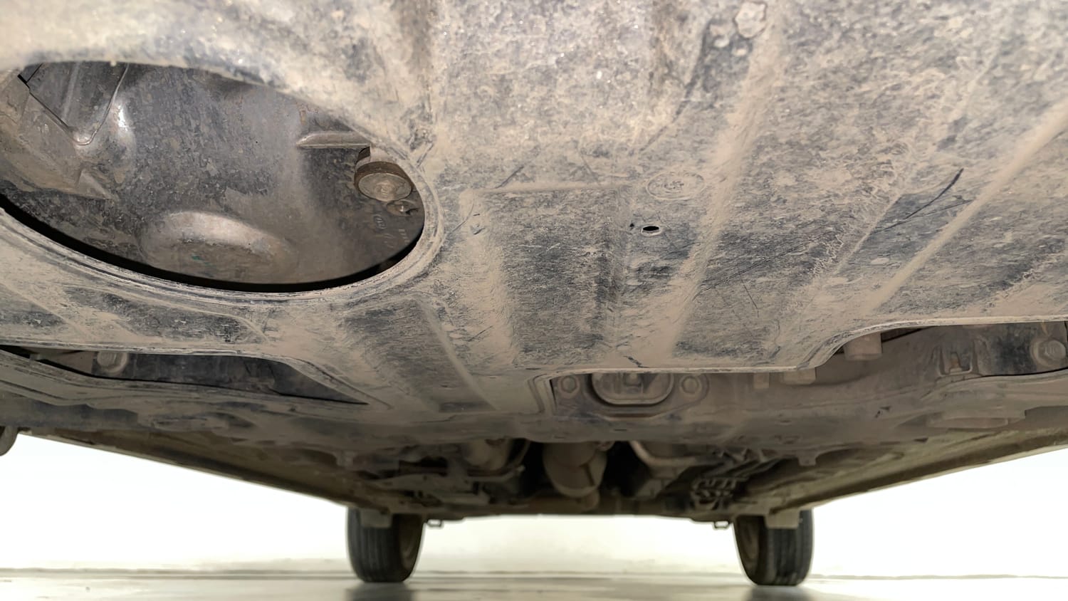 Used 2024 Kia Carens X Line 1.5 Diesel AT 6 STR Diesel Automatic extra FRONT LEFT UNDERBODY VIEW