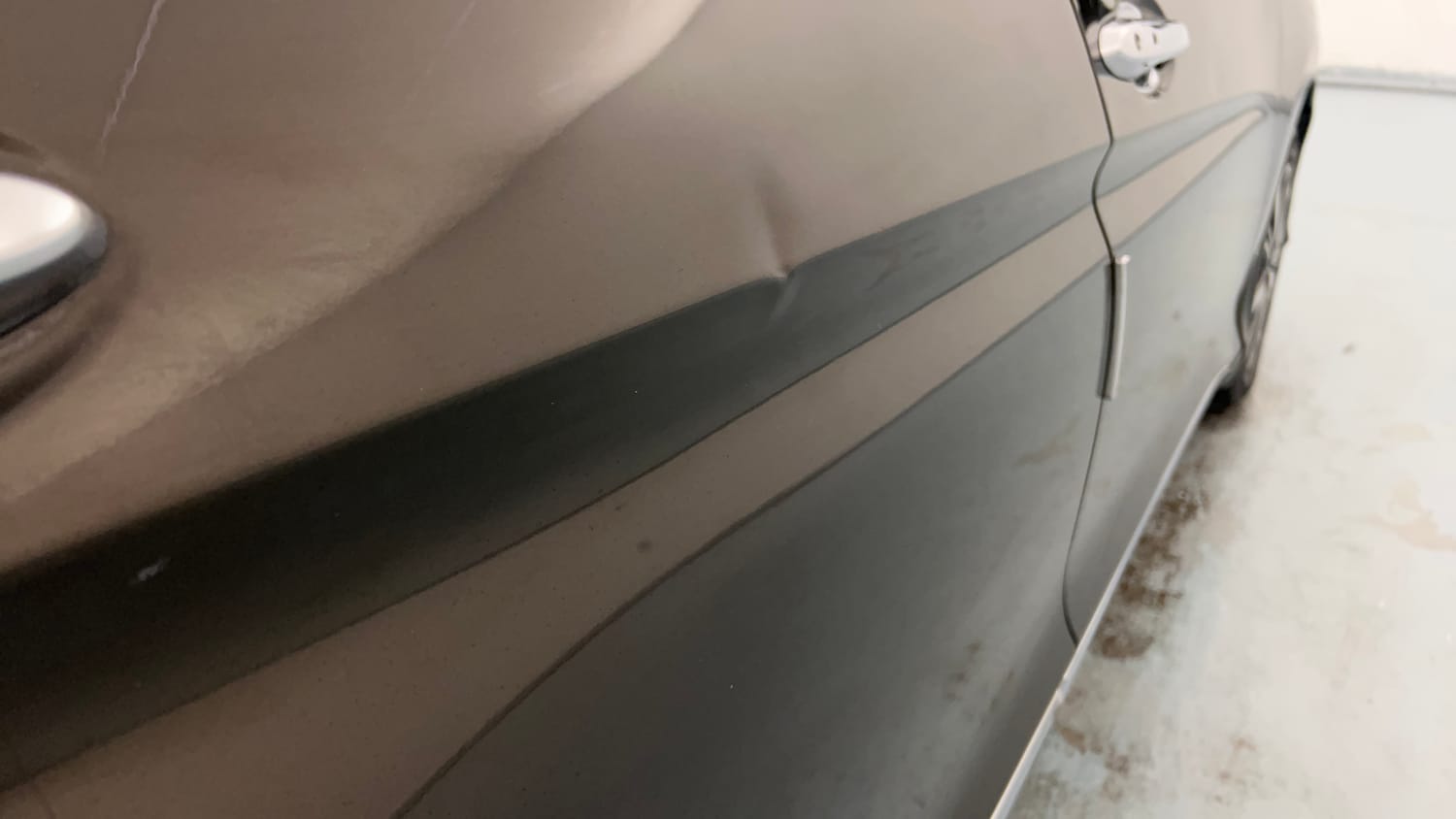 Used 2018 Honda City V Petrol Petrol Manual dents MINOR DENT
