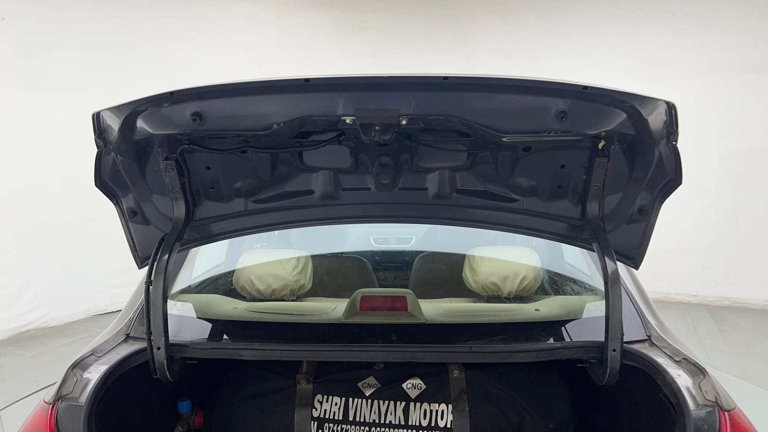 Used 2016 Maruti Suzuki Swift Dzire VXI Petrol + CNG (Outside Fitted) Cng Manual interior DICKY DOOR OPEN VIEW