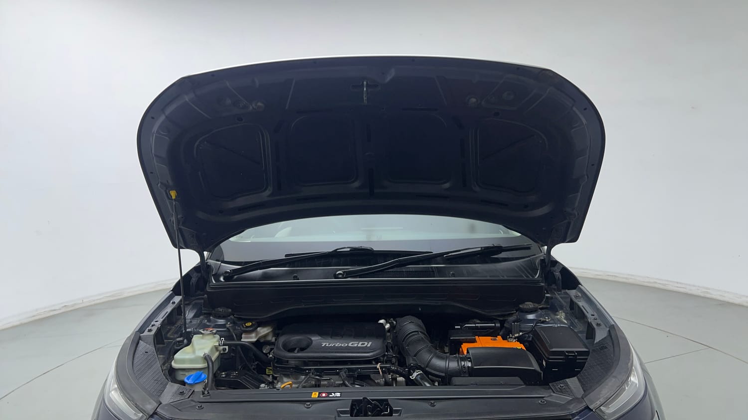 Used 2020 Hyundai Venue SX Plus 1.0 Turbo DCT Petrol Automatic engine ENGINE & BONNET OPEN FRONT VIEW