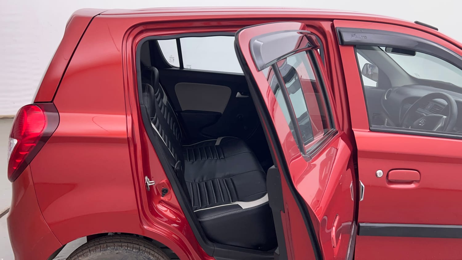 Used 2022 Maruti Suzuki Alto 800 LXi (O) Petrol Manual interior RIGHT SIDE REAR DOOR CABIN VIEW