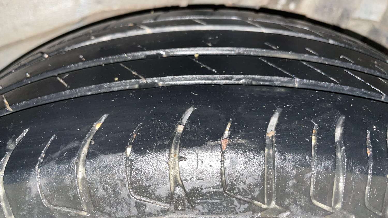 Used 2018 Tata Nexon XZ Plus Diesel Diesel Manual tyres LEFT REAR TYRE TREAD VIEW