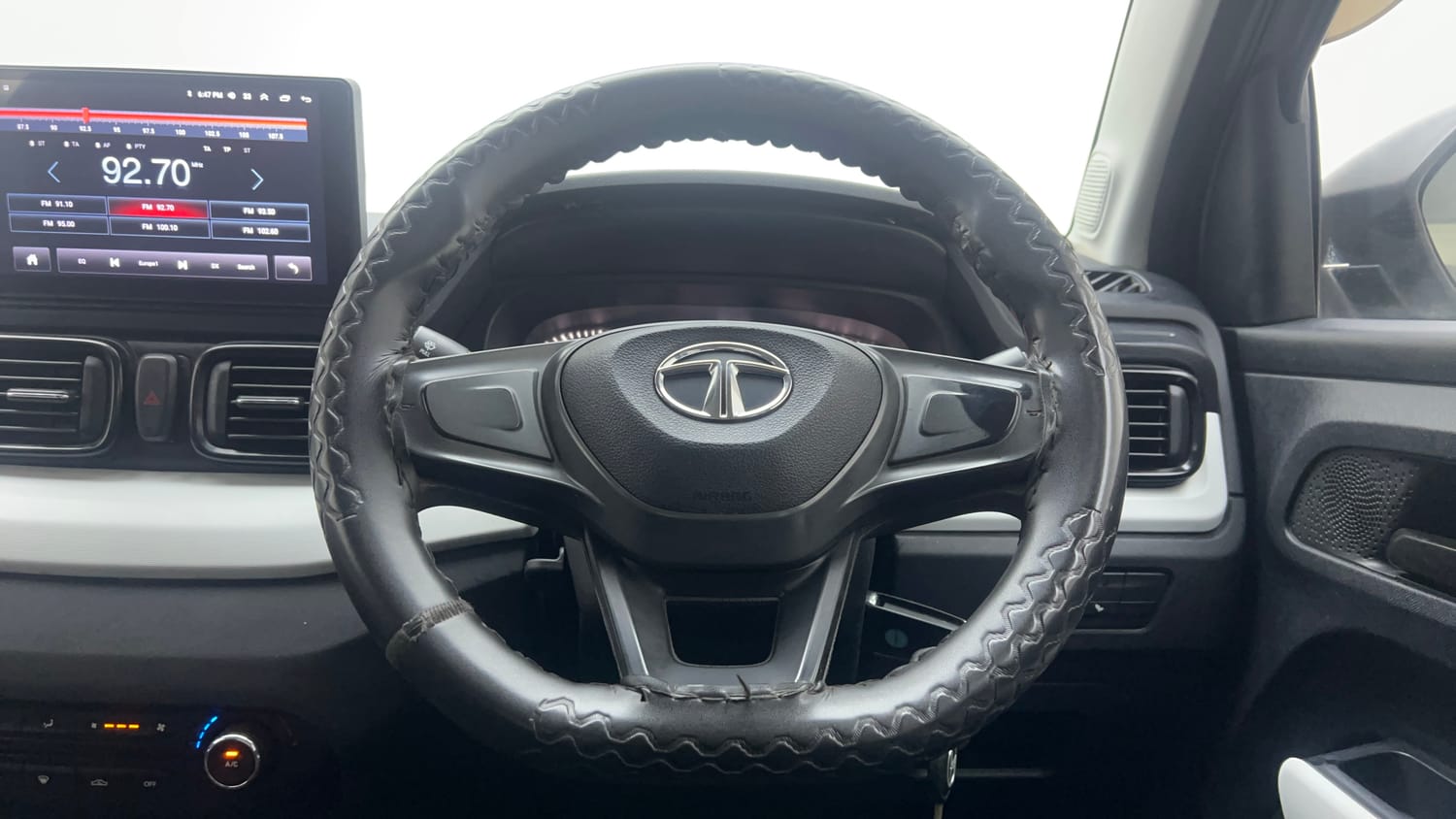 Used 2022 Tata Punch Pure MT Petrol Manual interior STEERING VIEW