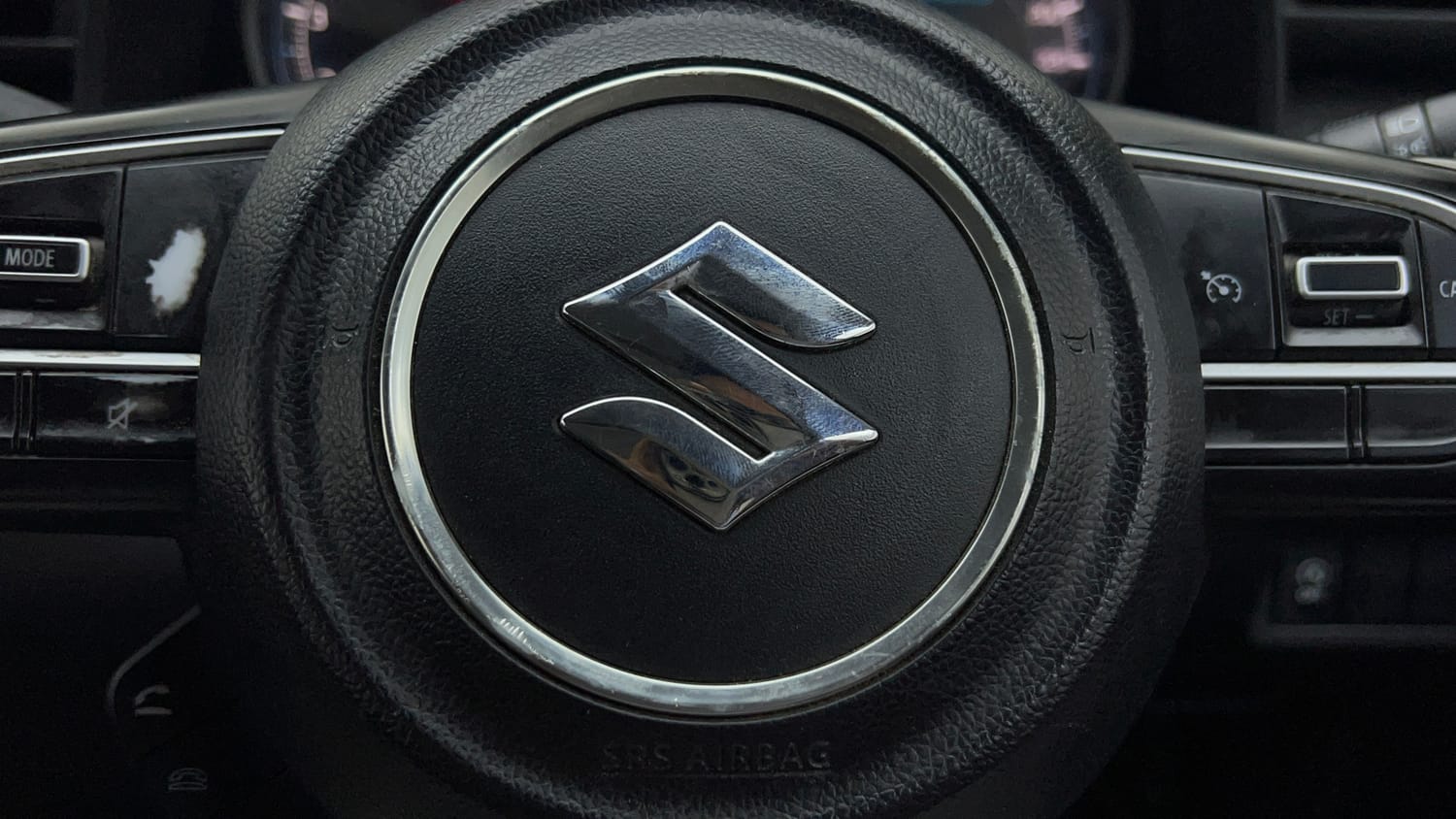 Used 2019 Maruti Suzuki XL6 Alpha MT Petrol Petrol Manual top_features Airbags