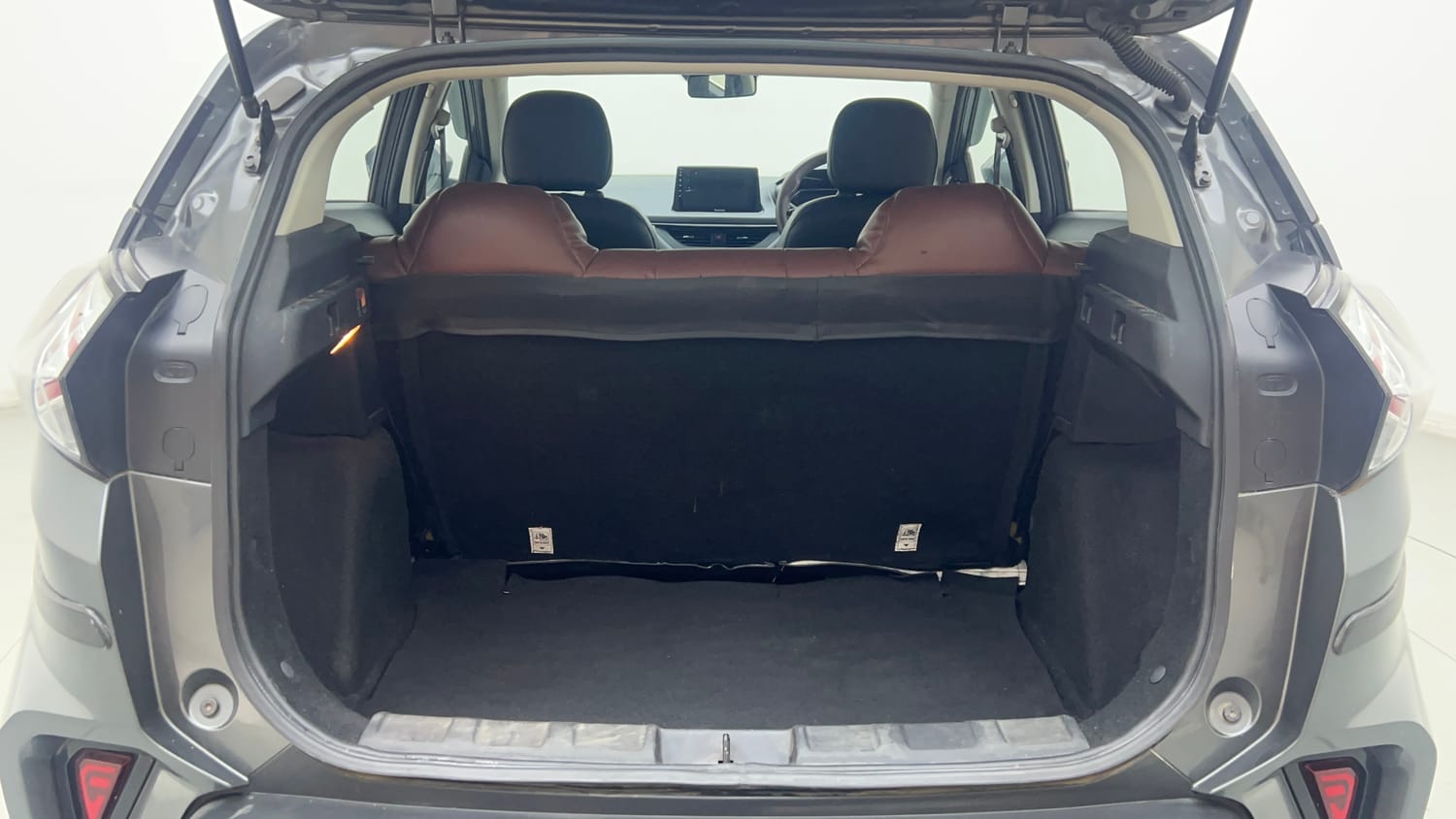 Used 2024 Tata Nexon XMA (S) Petrol Automatic interior DICKY INSIDE VIEW