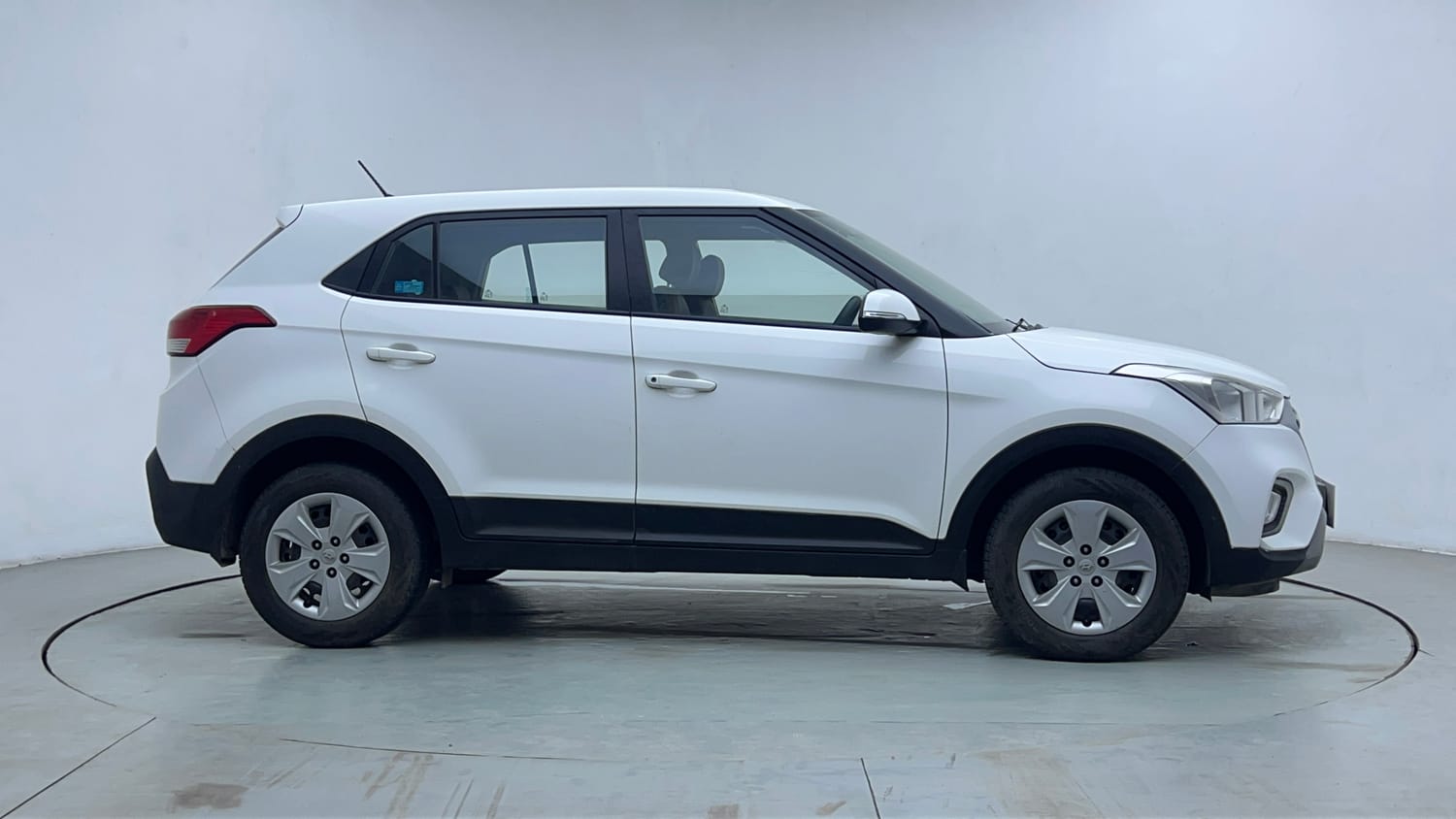 Used 2019 Hyundai Creta EX 1.6 Petrol Petrol Manual exterior RIGHT SIDE VIEW