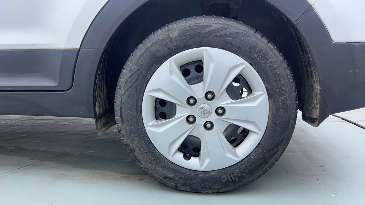 Used 2019 Hyundai Creta EX 1.6 Petrol Petrol Manual tyres LEFT REAR TYRE RIM VIEW