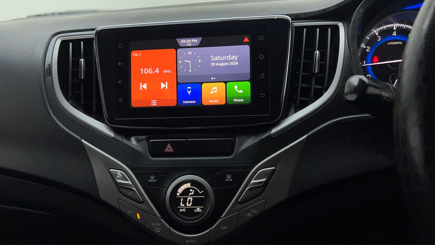 Used 2021 Maruti Suzuki Baleno Zeta Petrol Manual top_features Touch screen infotainment system