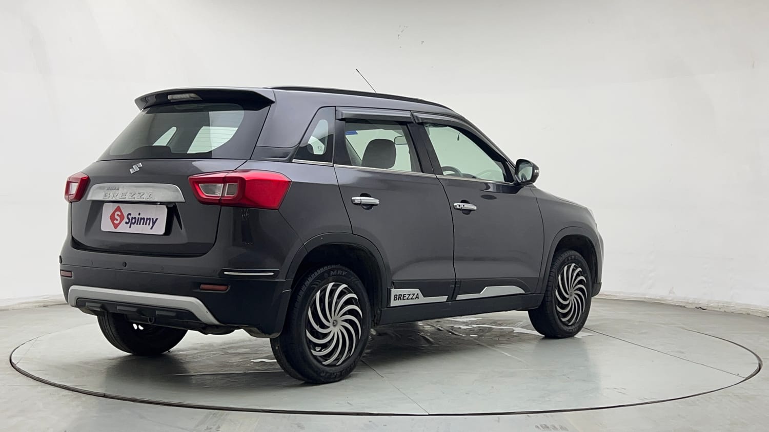 Used 2022 maruti-suzuki Vitara Brezza VXi Petrol Manual exterior RIGHT REAR CORNER VIEW