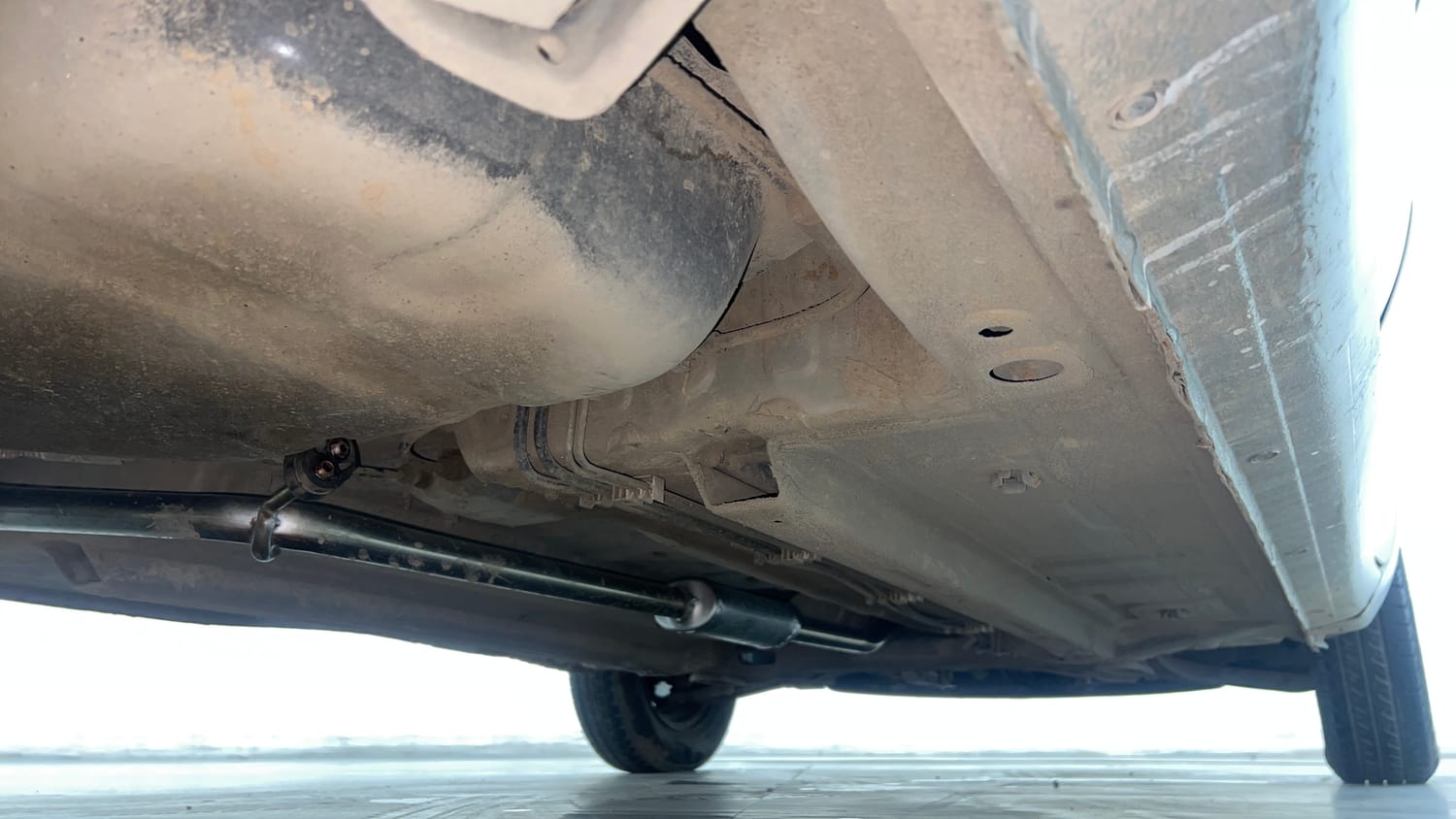 Used 2017 Datsun Redi-GO S Petrol Manual extra REAR RIGHT UNDERBODY VIEW