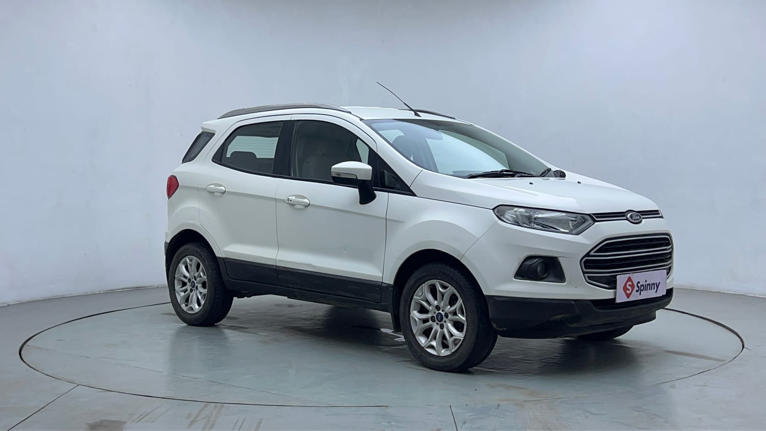 Used 2016 Ford EcoSport Titanium 1.5L Ti-VCT AT Petrol Automatic exterior RIGHT FRONT CORNER VIEW