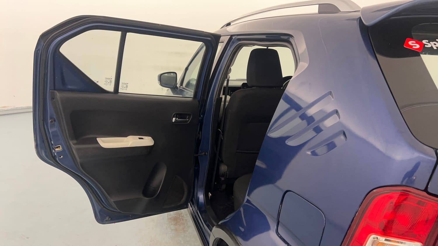Used 2022 Maruti Suzuki Ignis Delta 1.2 MT Petrol Manual interior LEFT REAR DOOR OPEN VIEW