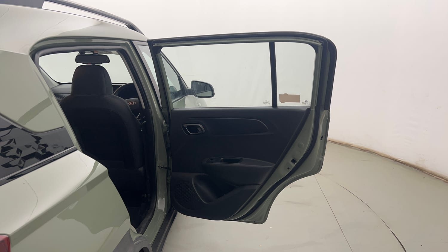 Used 2024 Hyundai Exter SX (O) Connect 1.2 AMT Petrol Automatic interior RIGHT REAR DOOR OPEN VIEW