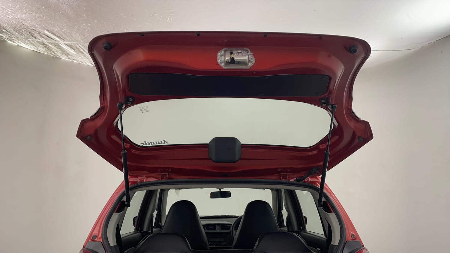 Used 2019 Maruti Suzuki Alto 800 VXi Petrol Manual interior DICKY DOOR OPEN VIEW