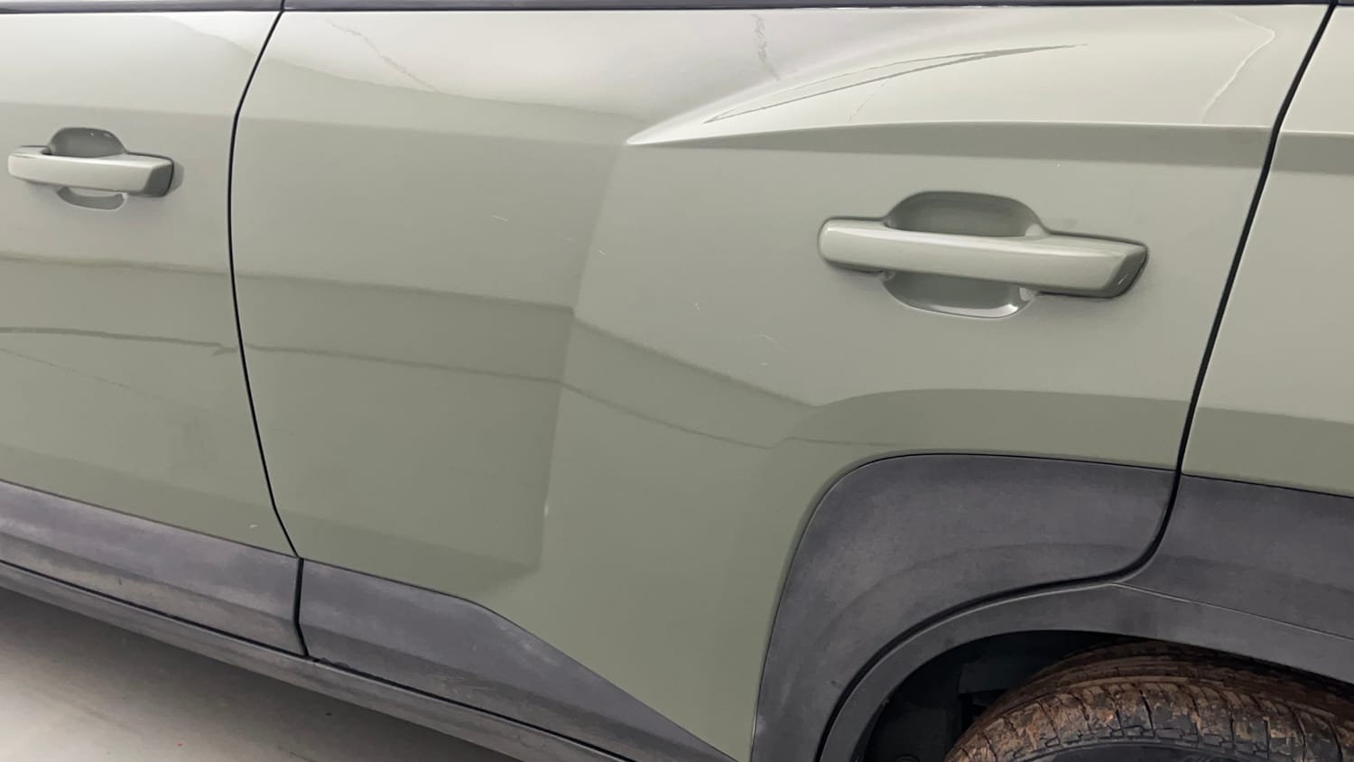 Used 2024 Hyundai Exter SX (O) Connect 1.2 AMT Petrol Automatic dents MINOR SCRATCH