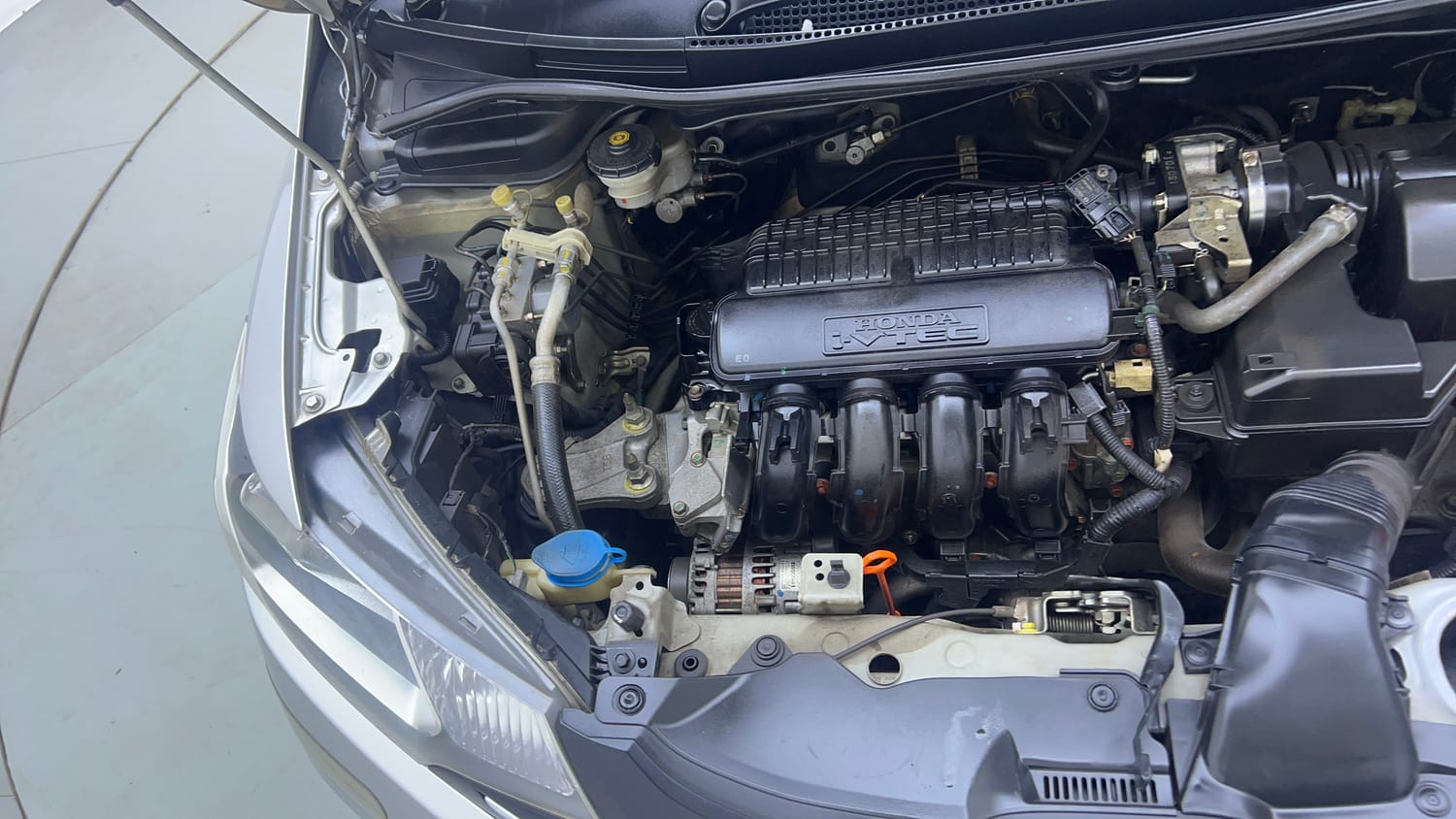 Used 2015 Honda Jazz VX Petrol Petrol Manual engine ENGINE RIGHT SIDE VIEW
