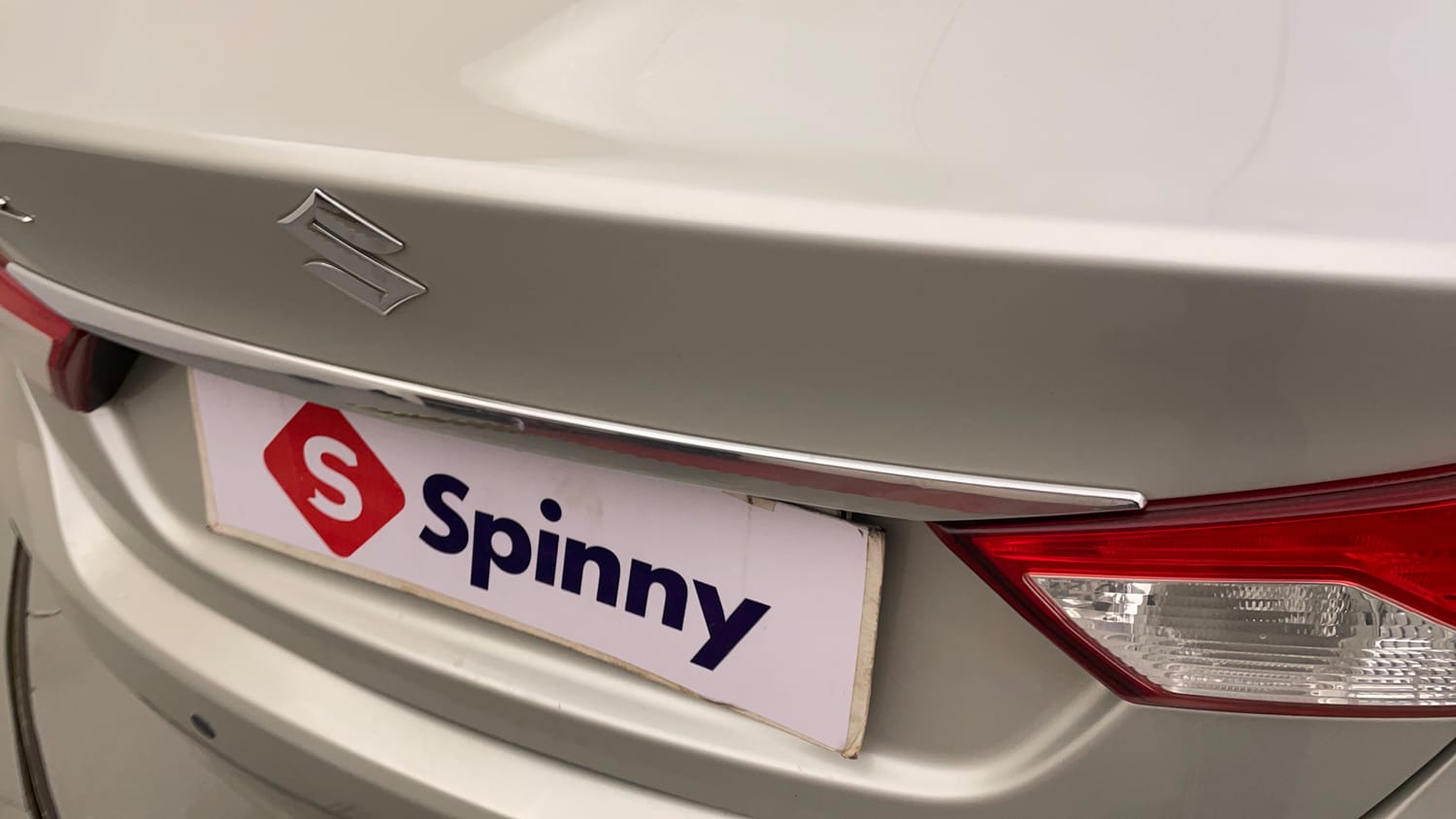 Used 2017 Maruti Suzuki Ciaz Alpha 1.4 AT Petrol Automatic dents MINOR SCRATCH