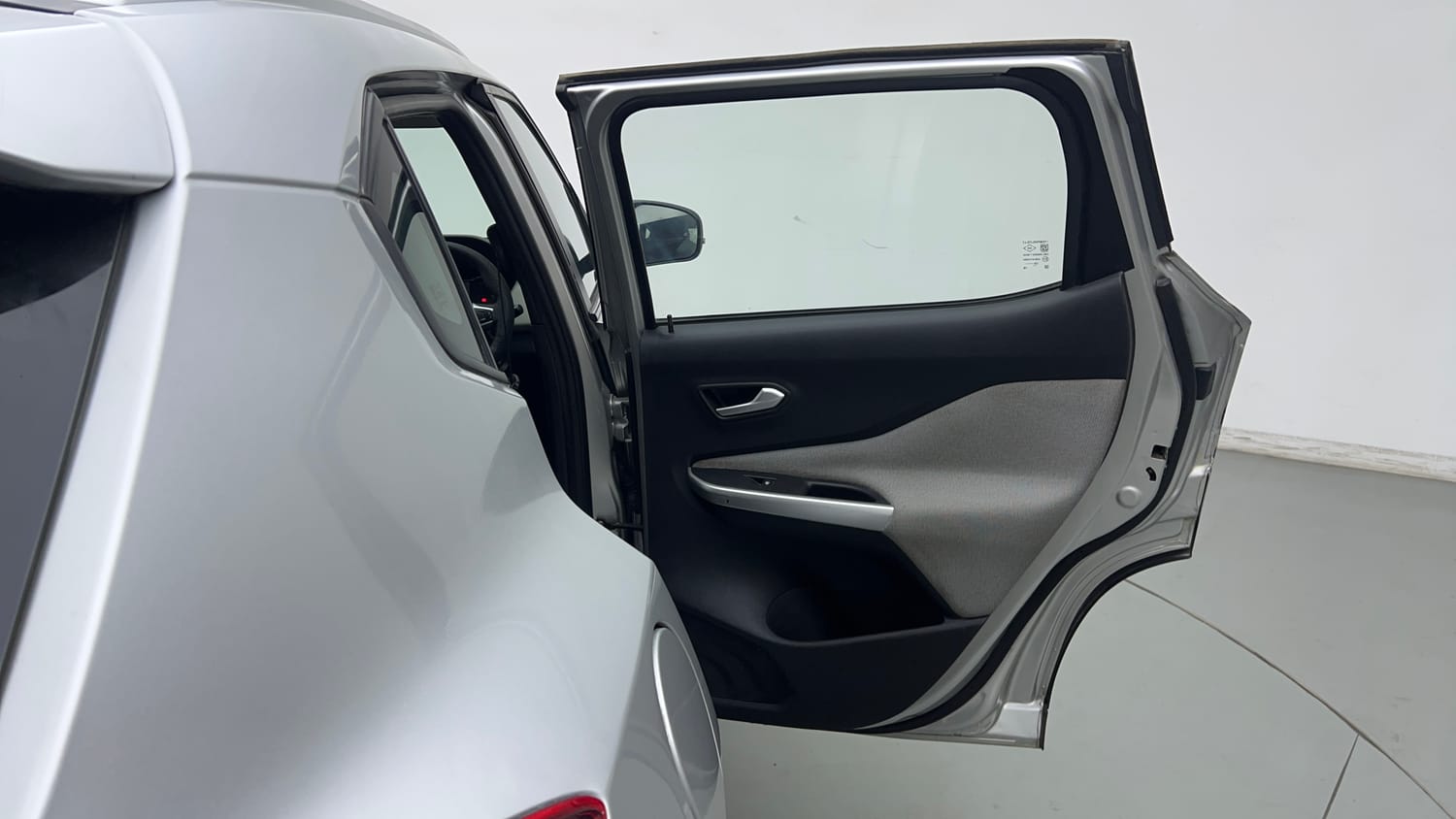 Used 2021 Nissan Magnite XL Petrol Manual interior RIGHT REAR DOOR OPEN VIEW