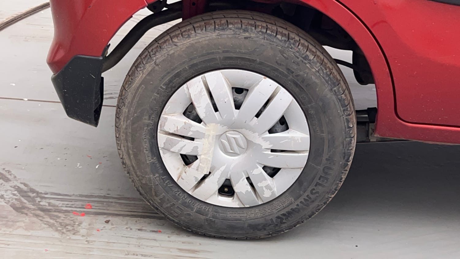 Used 2022 Maruti Suzuki Alto 800 LXi (O) Petrol Manual tyres RIGHT REAR TYRE RIM VIEW