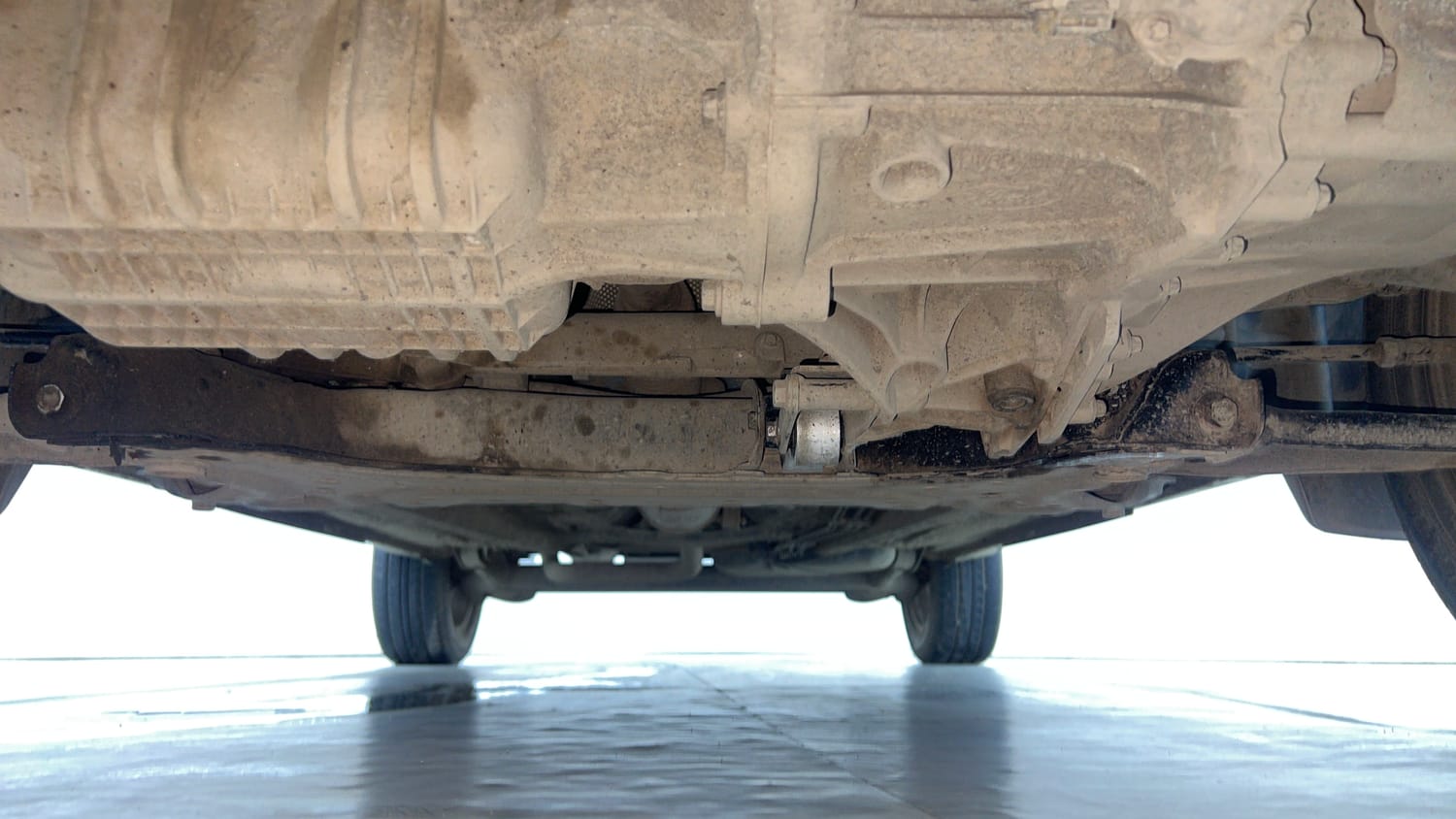 Used 2016 Ford EcoSport Titanium 1.5L Ti-VCT AT Petrol Automatic extra FRONT LEFT UNDERBODY VIEW