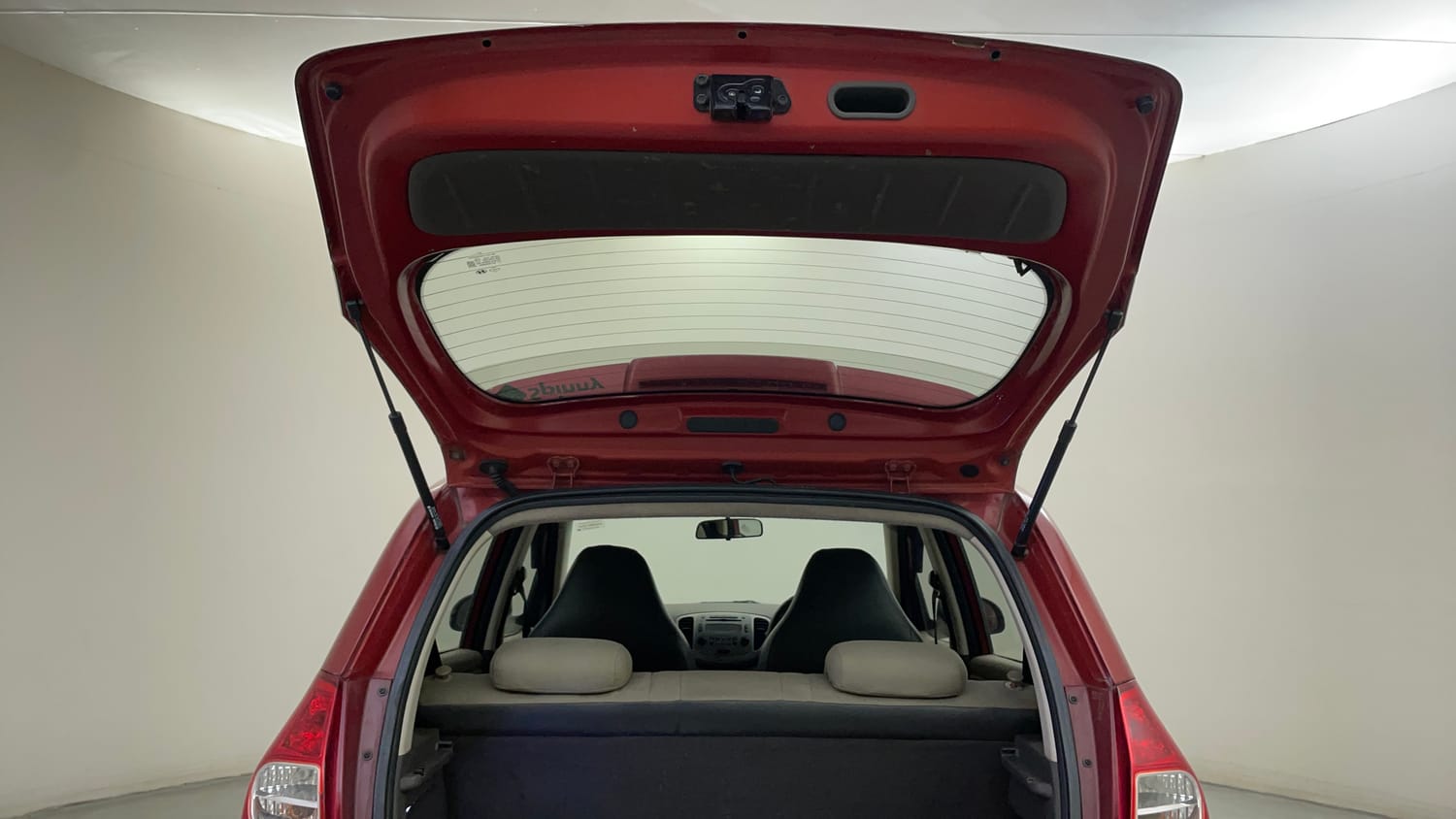 Used 2012 Hyundai i10 Sportz 1.2 AT Kappa2 Petrol Automatic interior DICKY DOOR OPEN VIEW