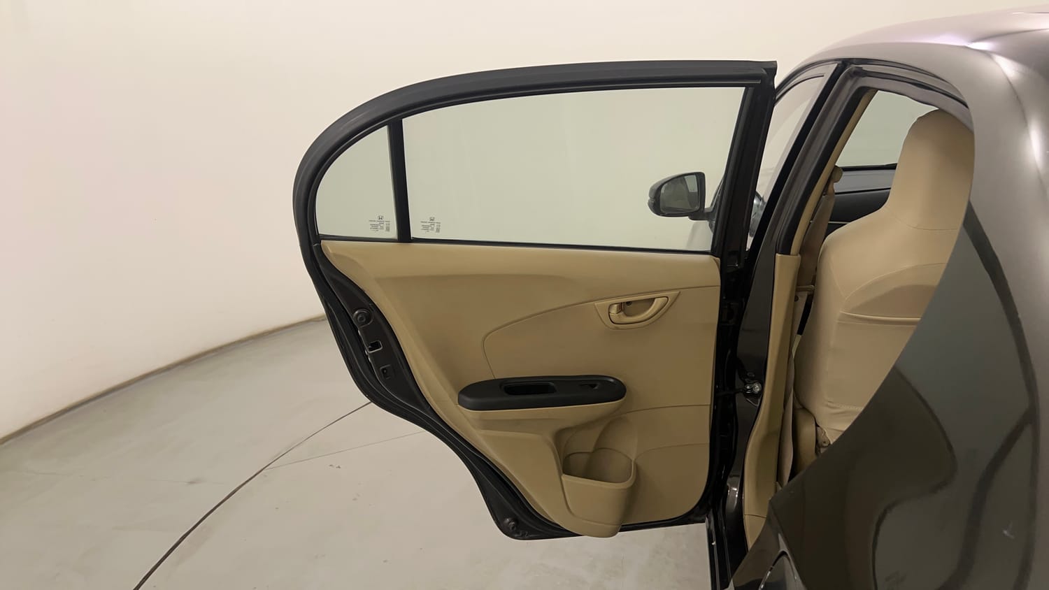 Used 2018 Honda Amaze 1.2 S i-VTEC Opt Petrol Manual interior LEFT REAR DOOR OPEN VIEW